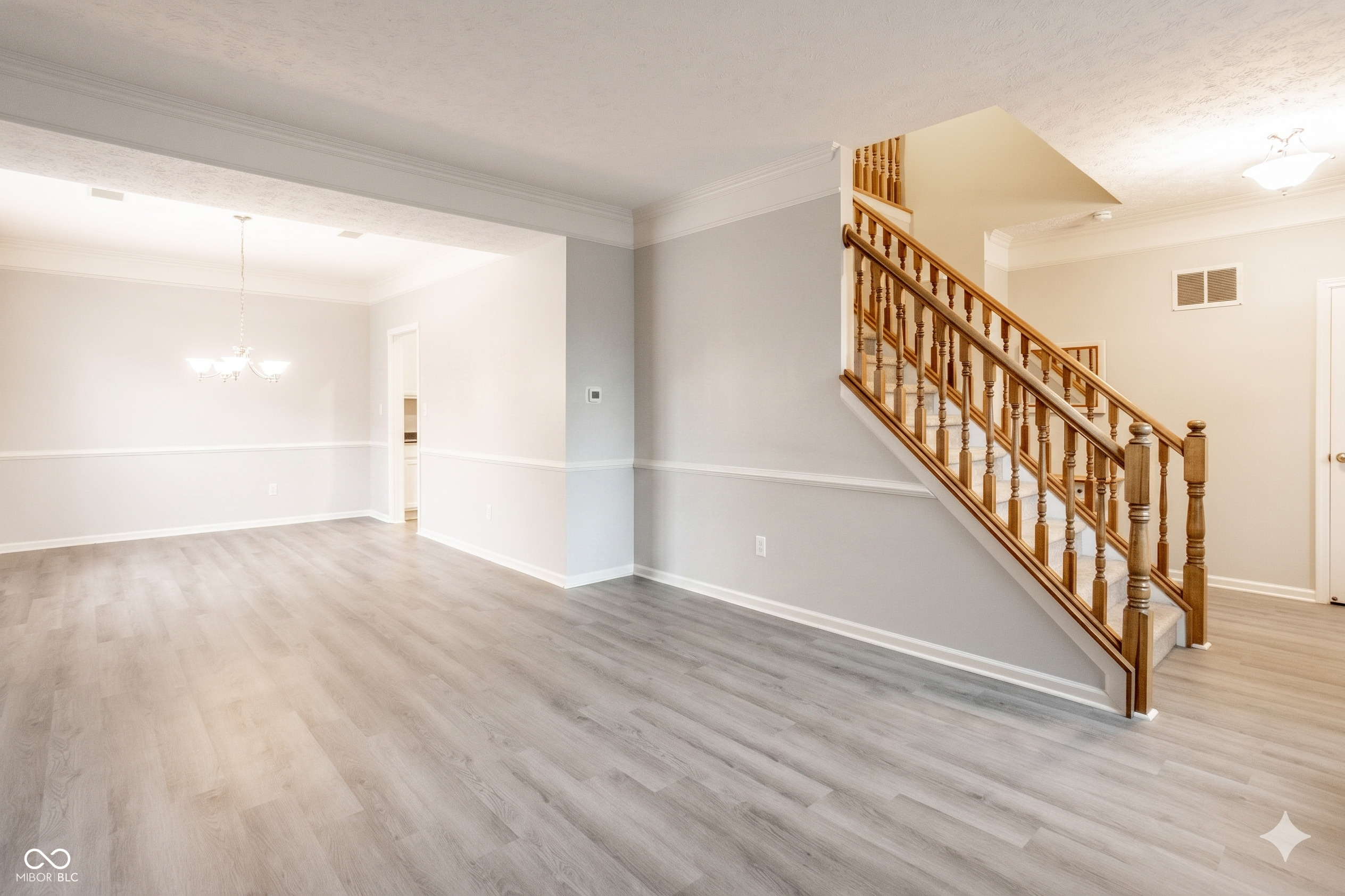 6557 Yorkshire Circle