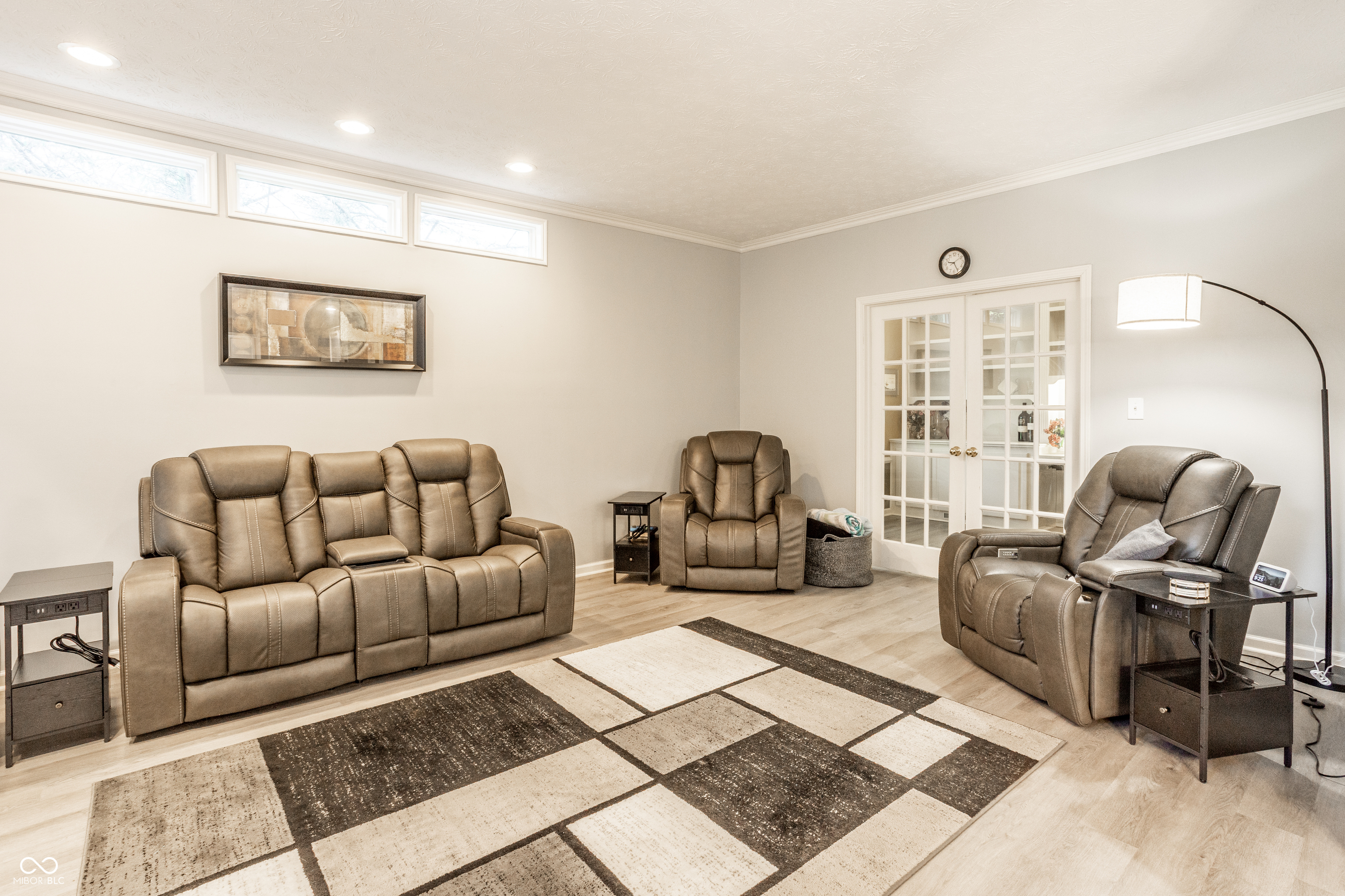 6557 Yorkshire Circle
