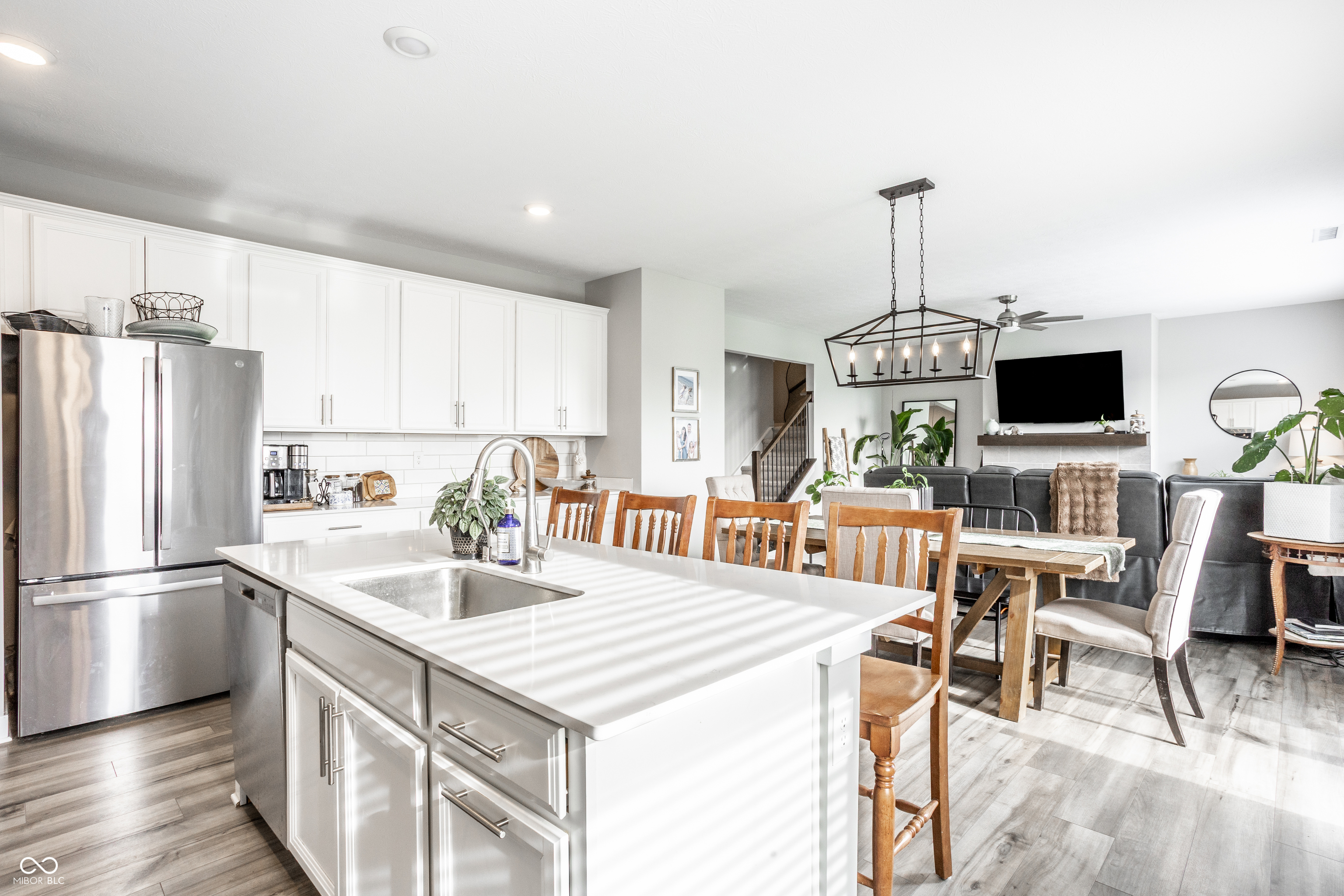 8822 Lester Place