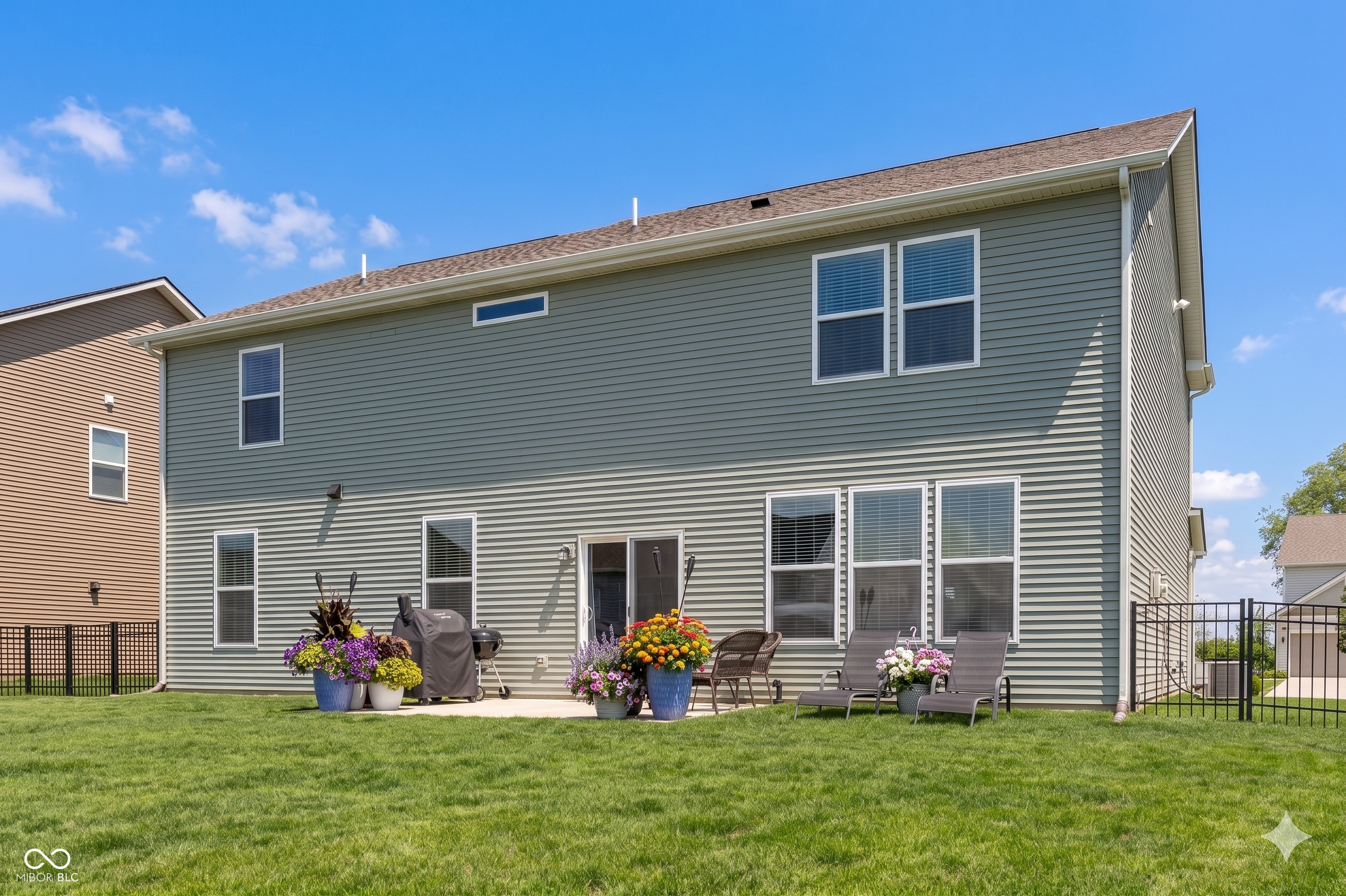 8822 Lester Place