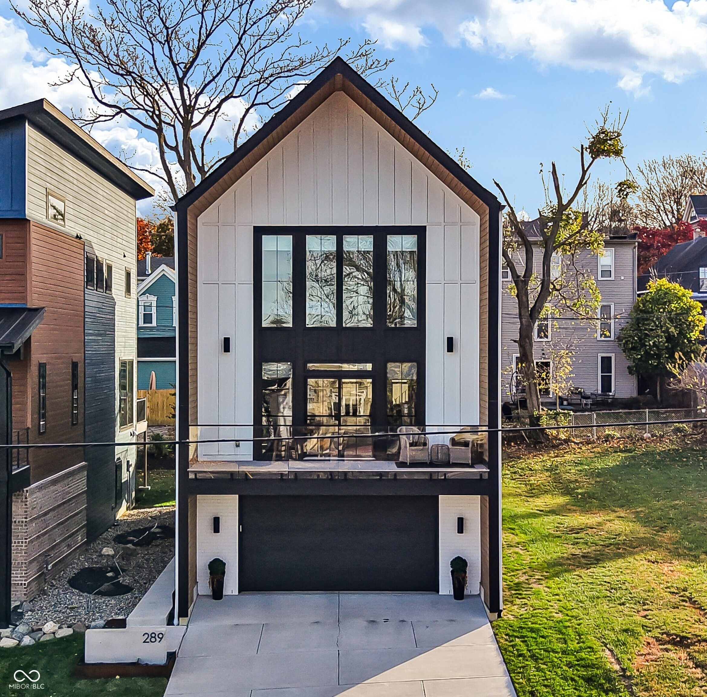 289 S 8th Street