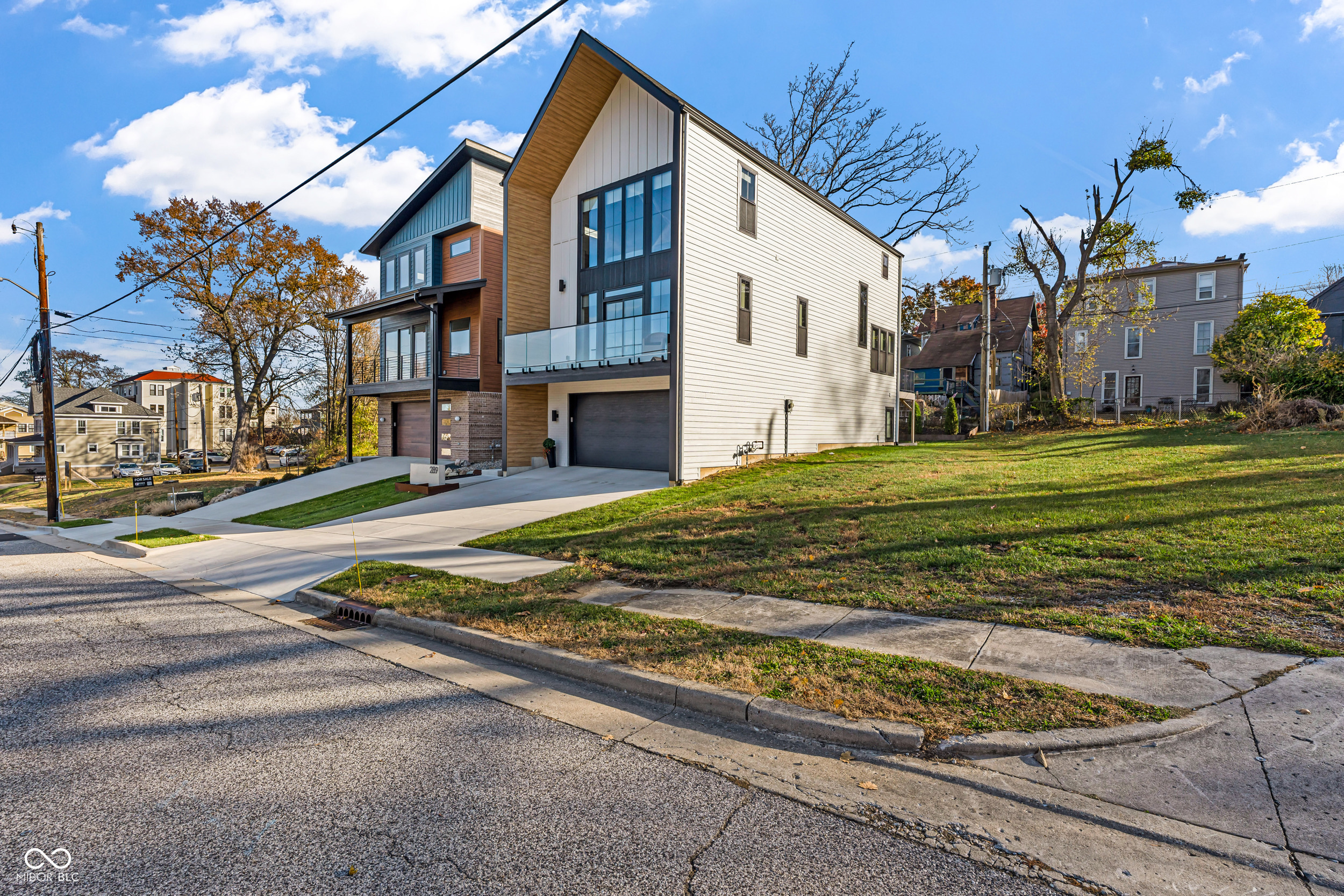 289 S 8th Street