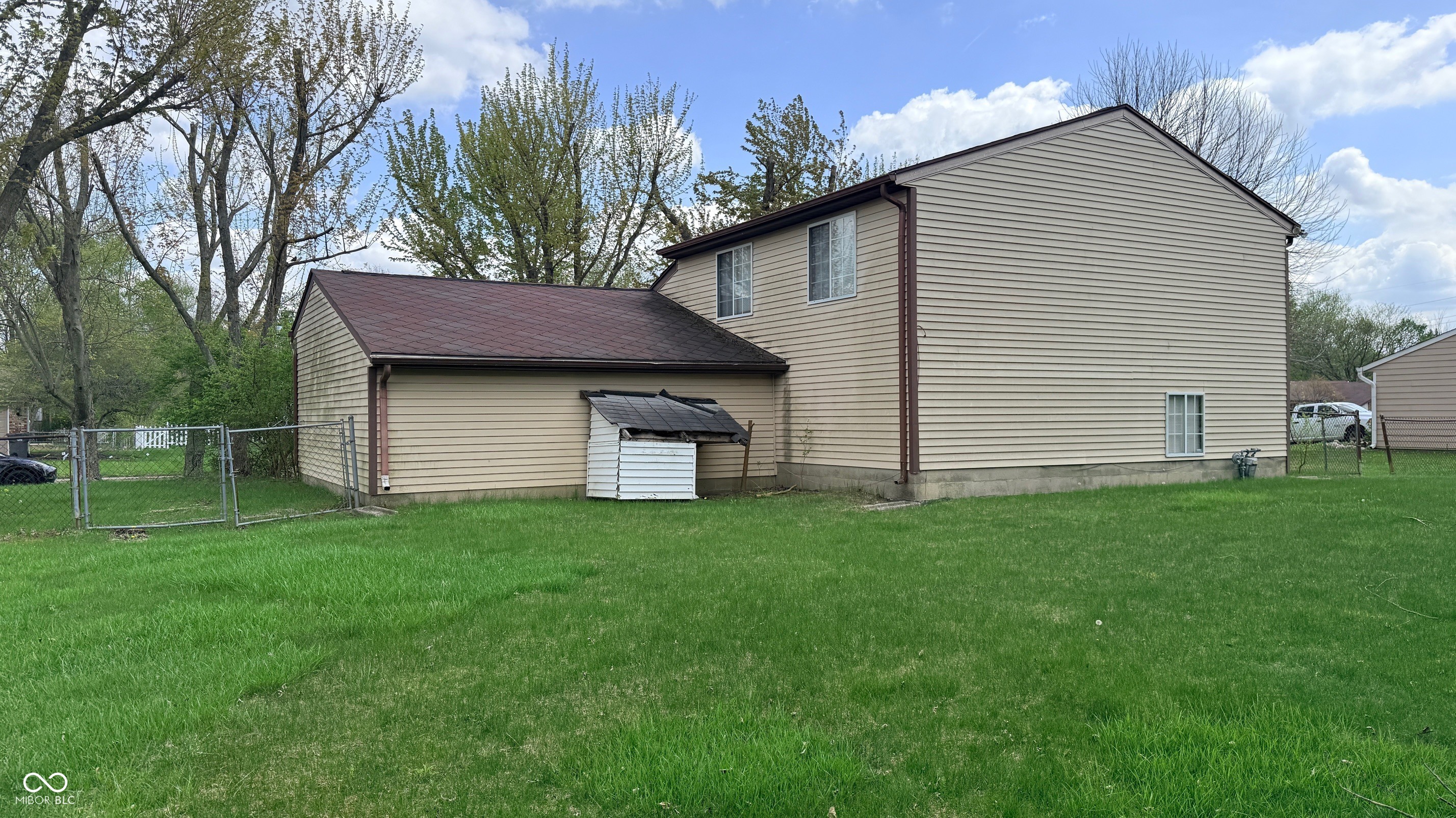 8230 Autumn Mill Lane