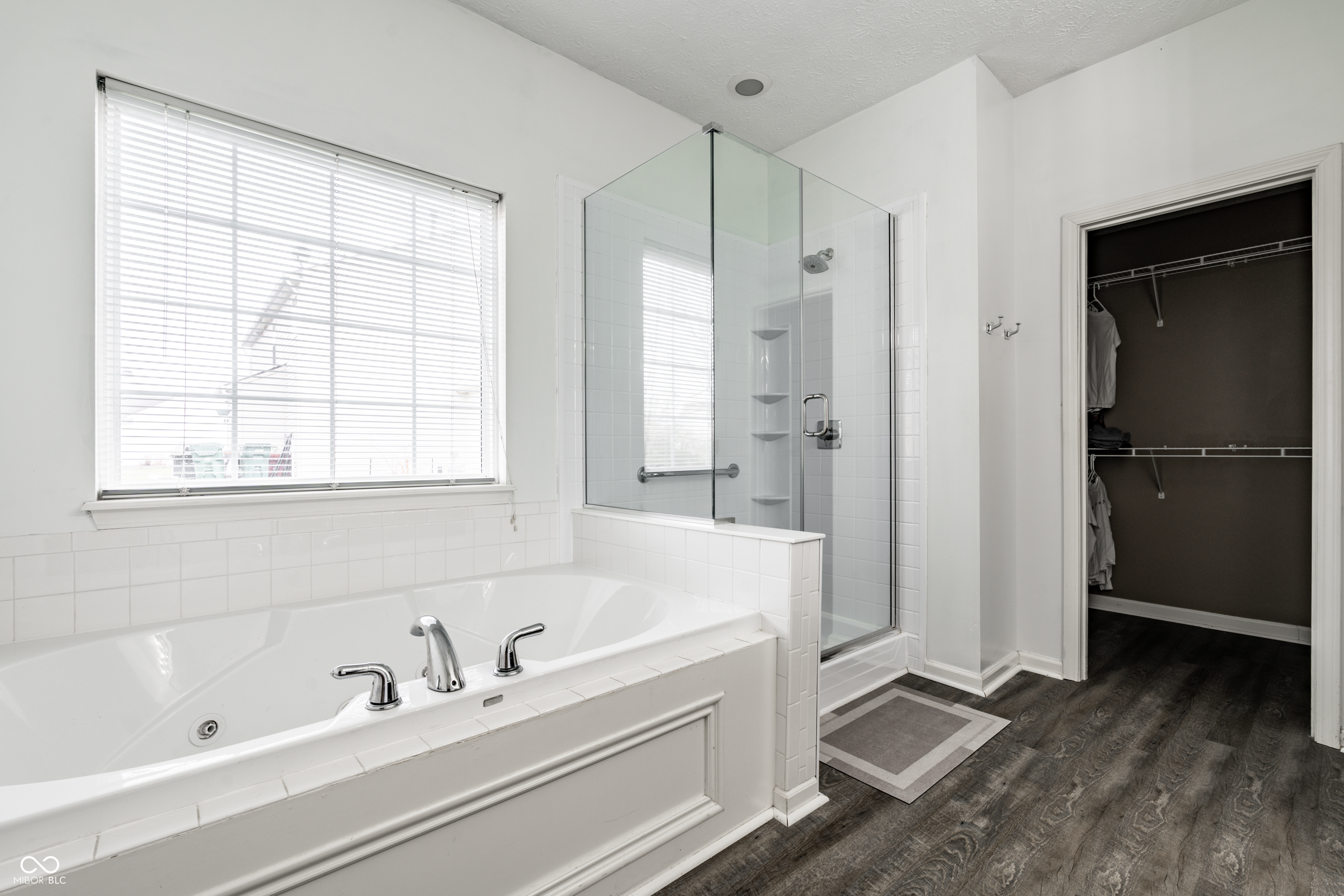 1442 Labrot Court