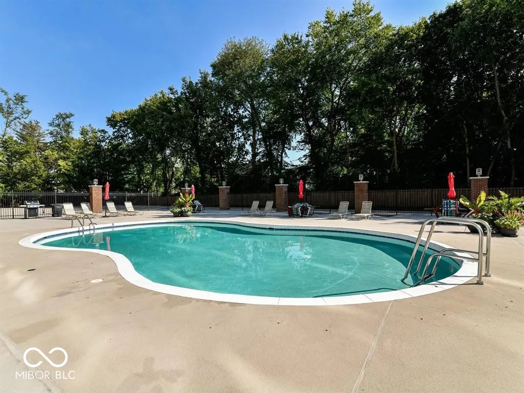 3965 N Meridian Street Unit: APT 2D