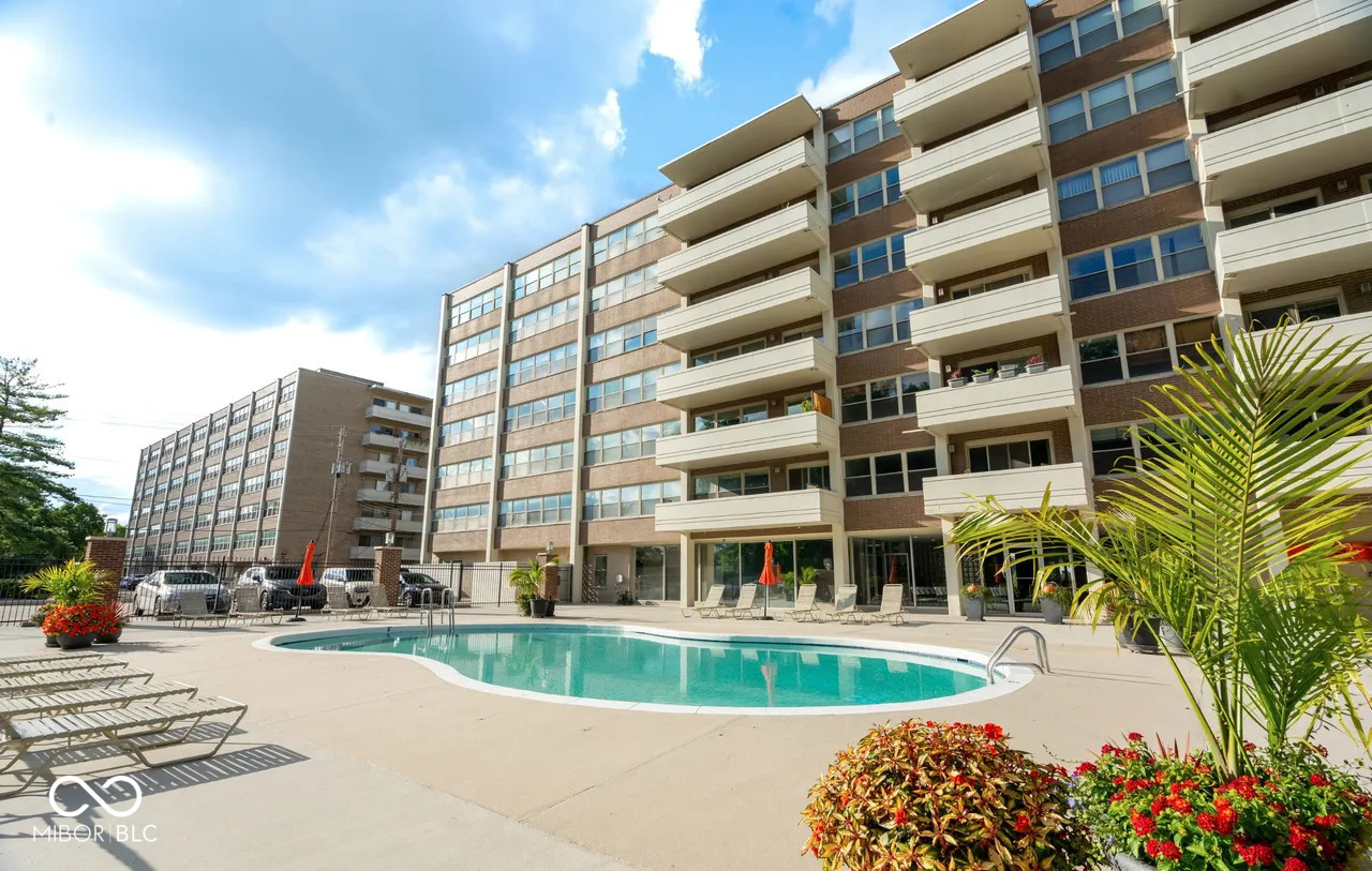 3965 N Meridian Street Unit: APT 2D