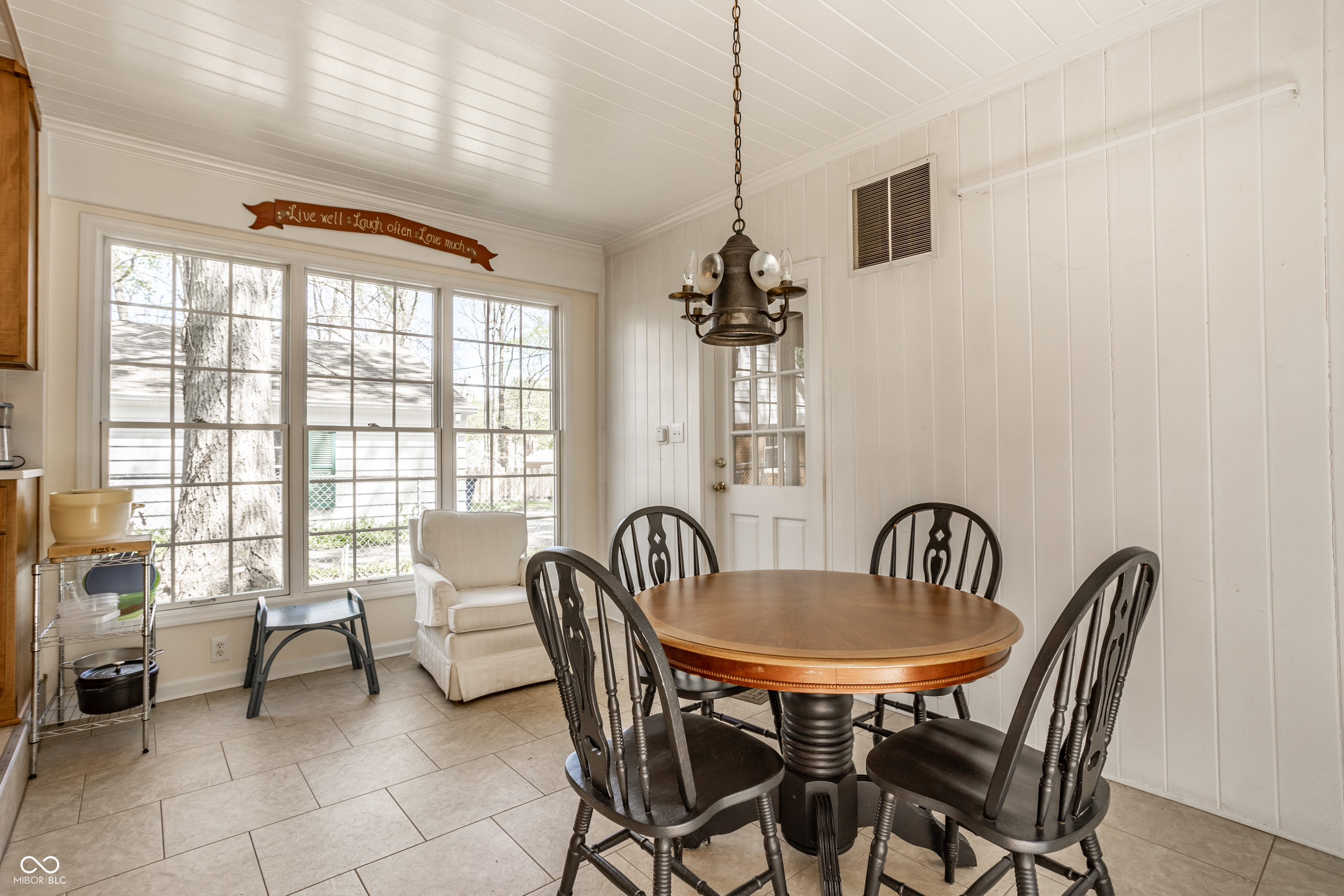222 Pennridge Drive