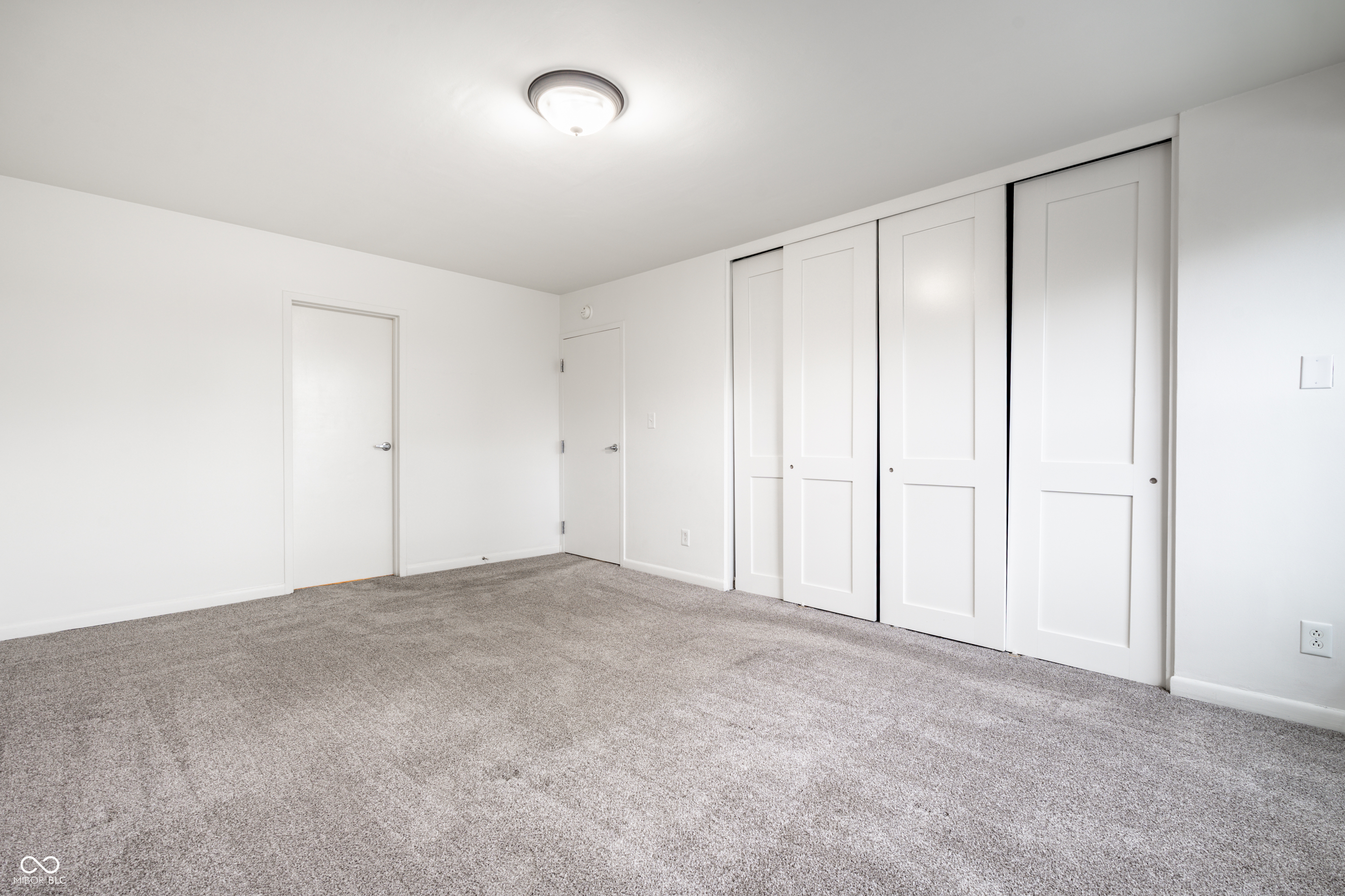 3965 N Meridian Street Unit: APT 2J