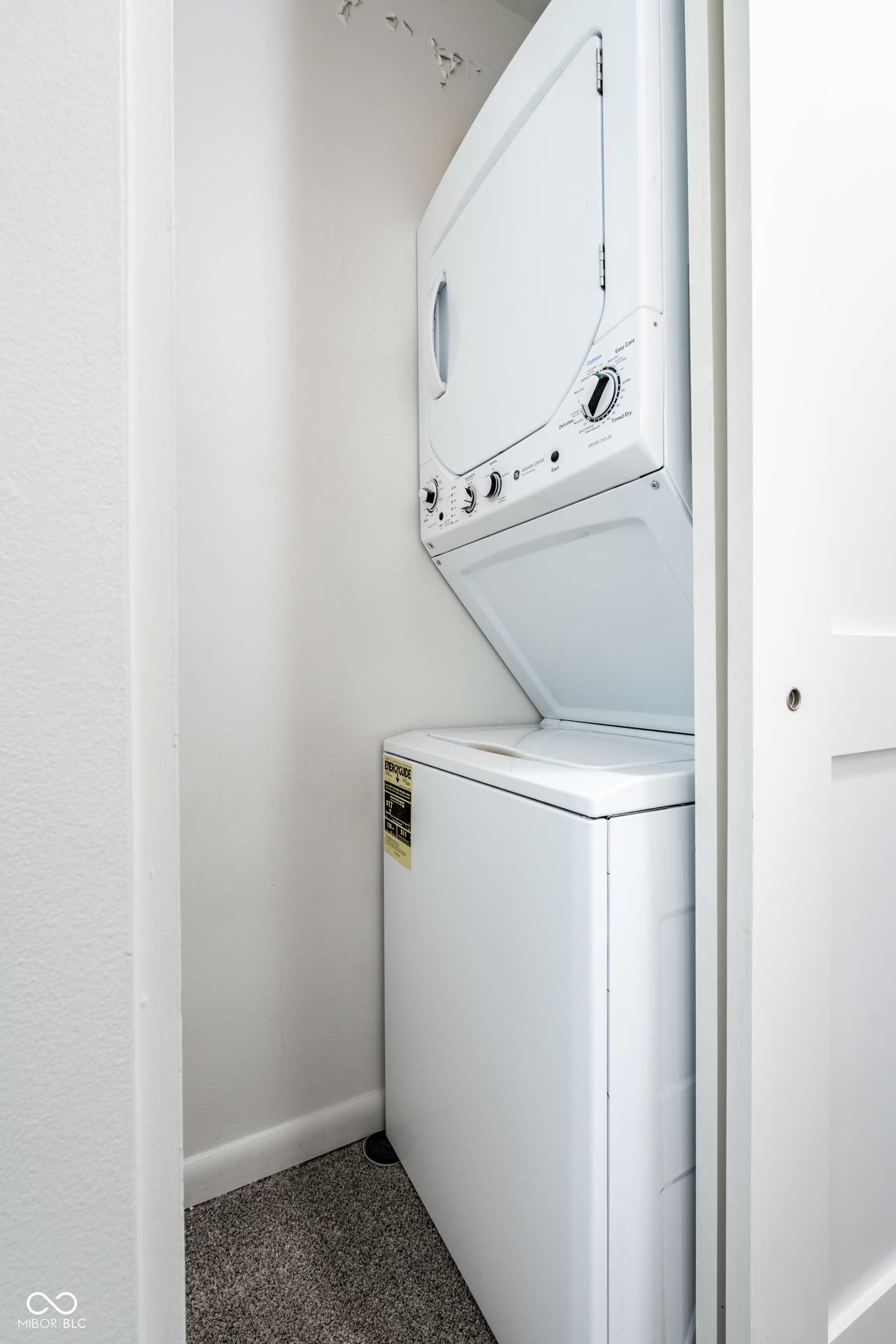 3965 N Meridian Street Unit: APT 2J