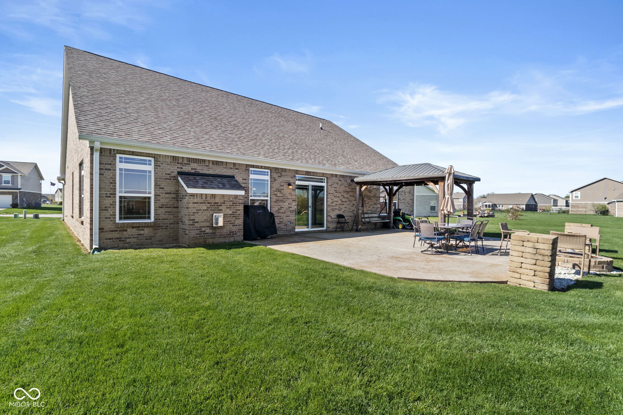 4618 W Dane Court