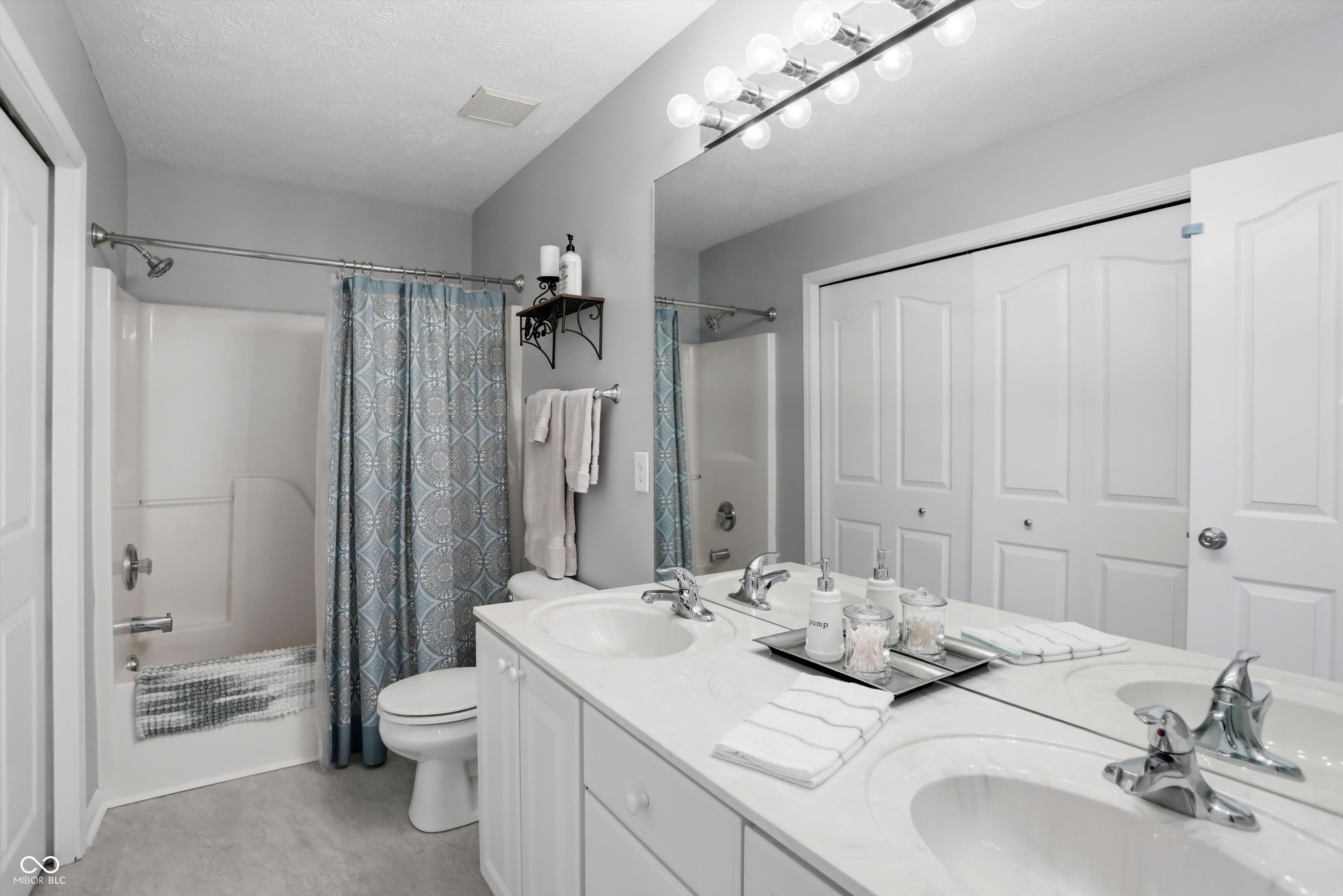 7732 Prairie View Drive