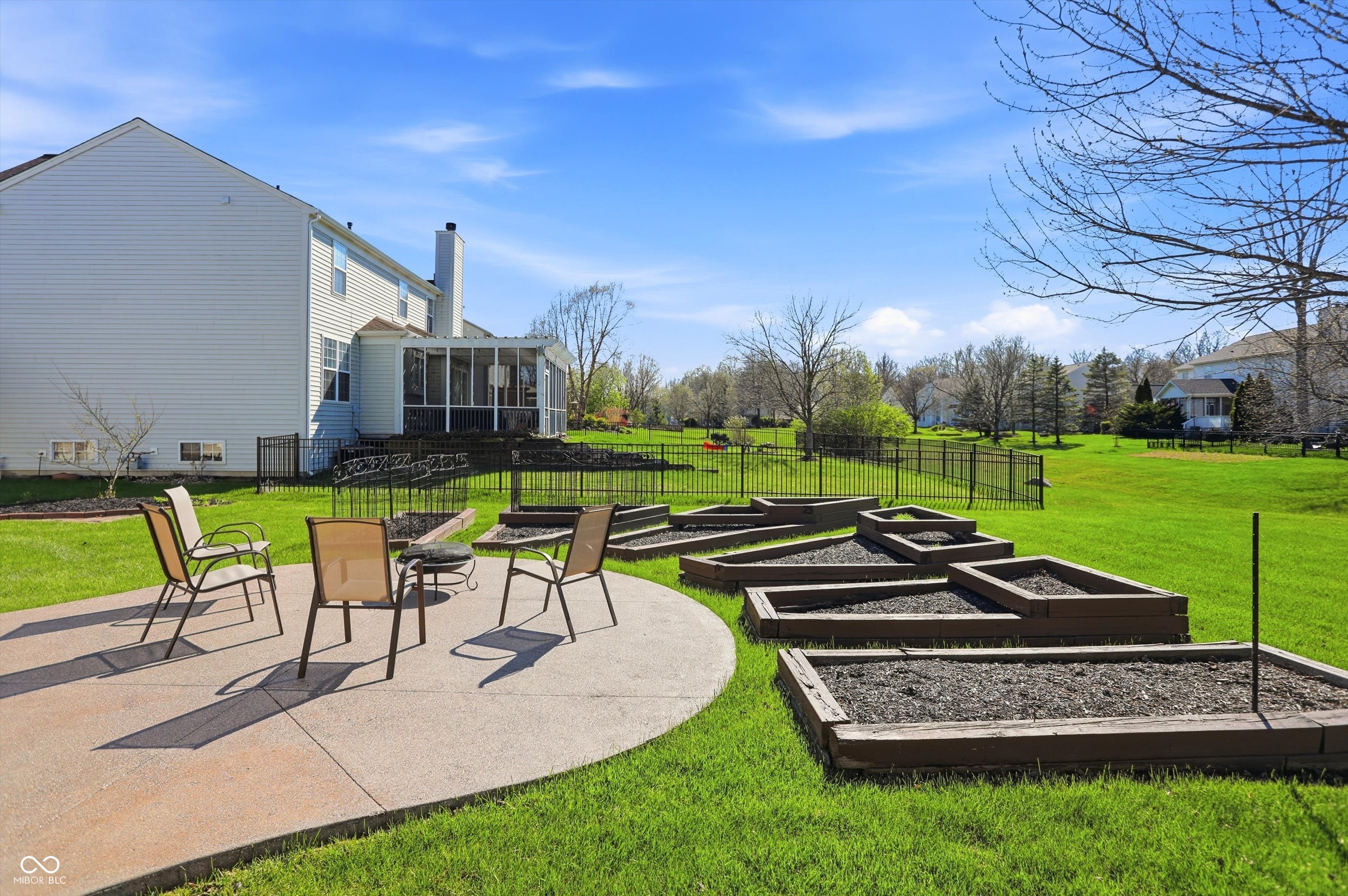 7732 Prairie View Drive