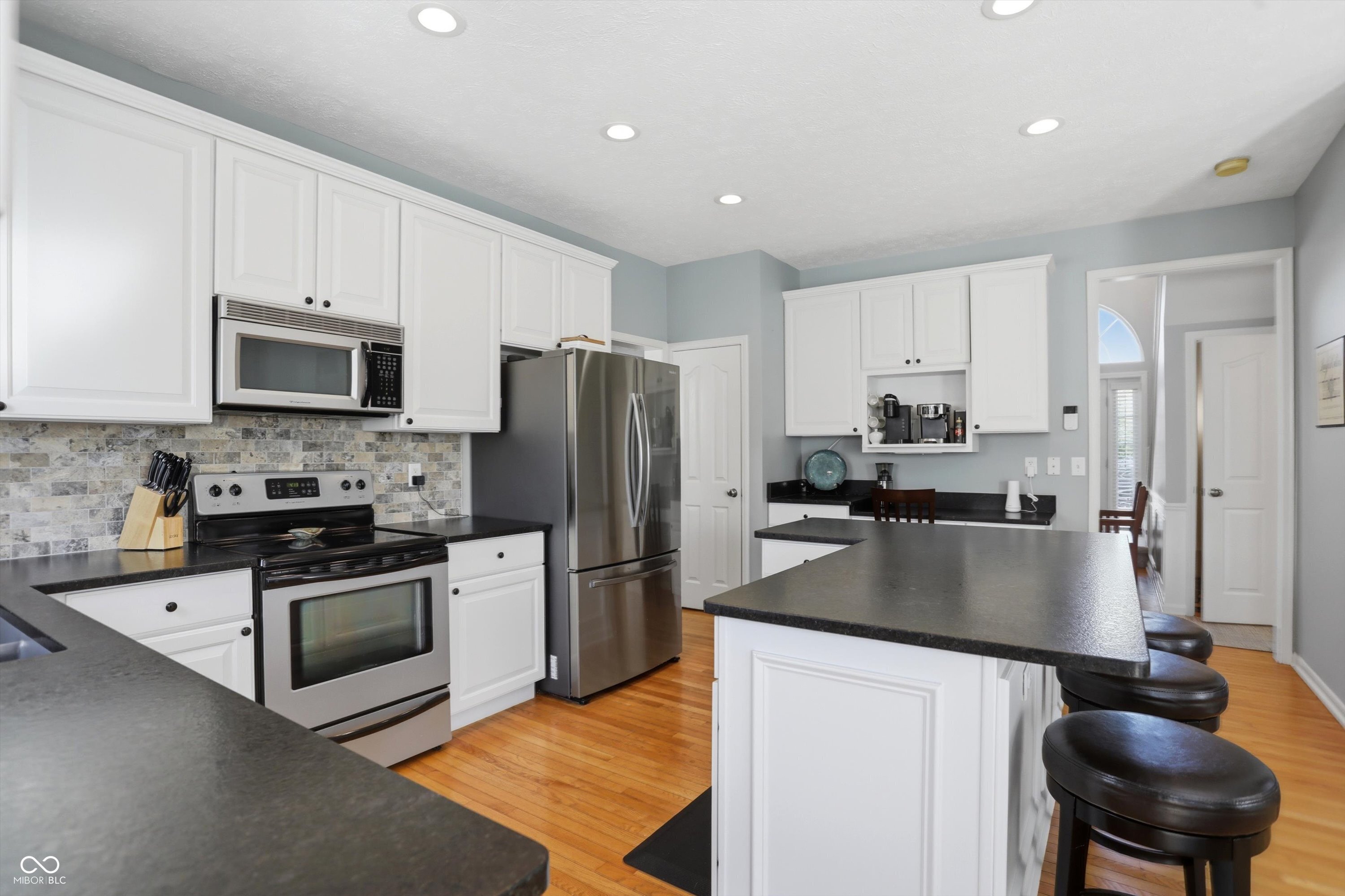 7732 Prairie View Drive