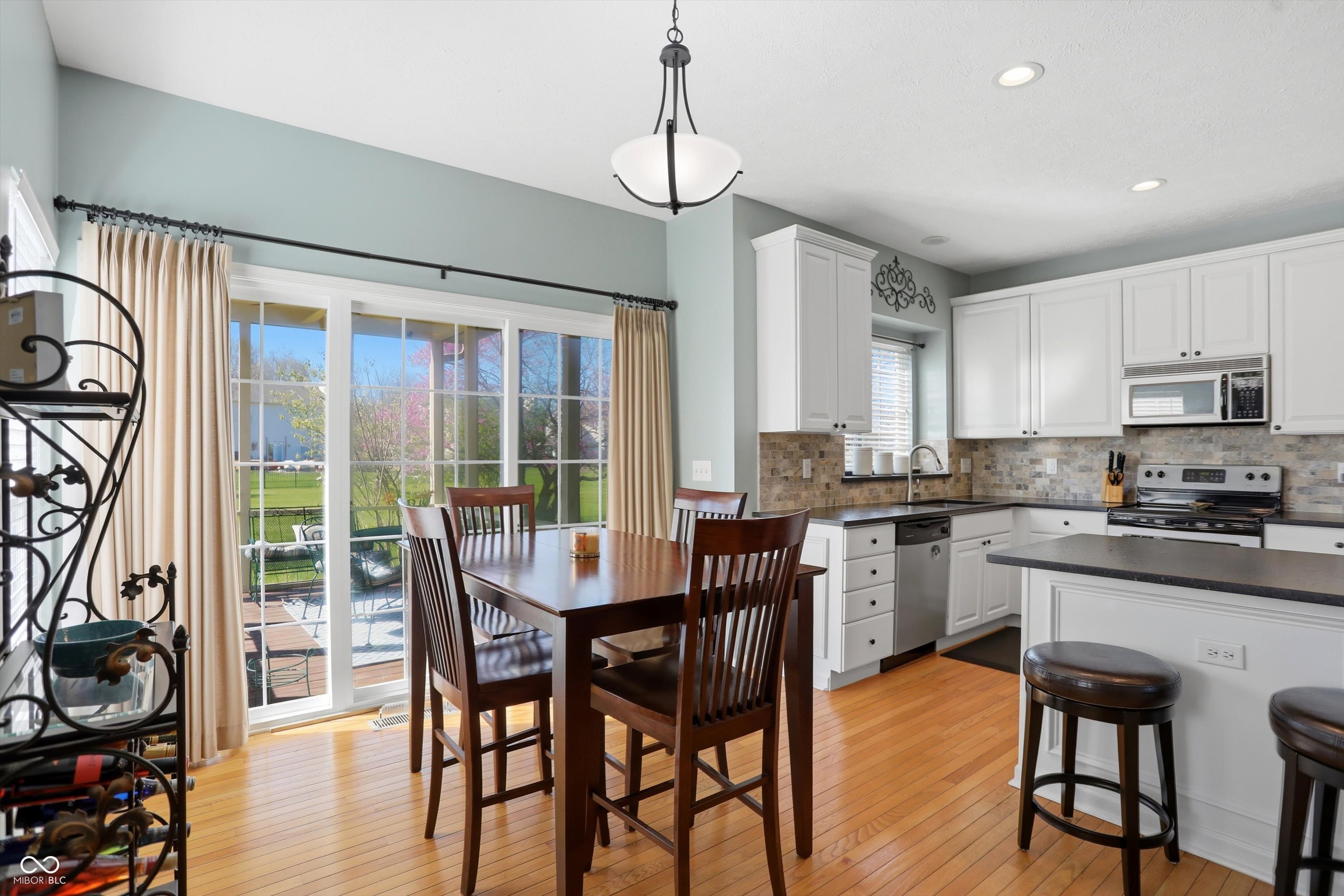 7732 Prairie View Drive