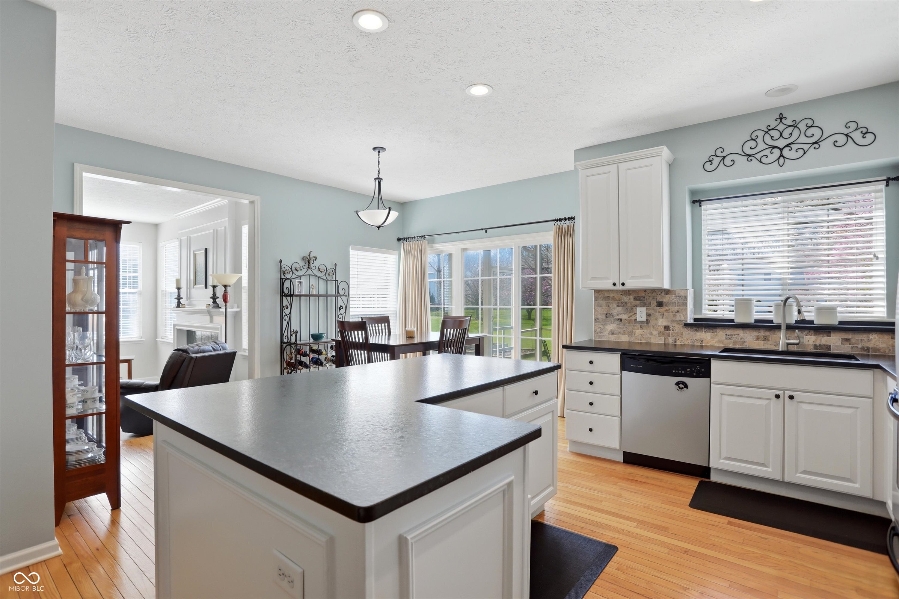 7732 Prairie View Drive