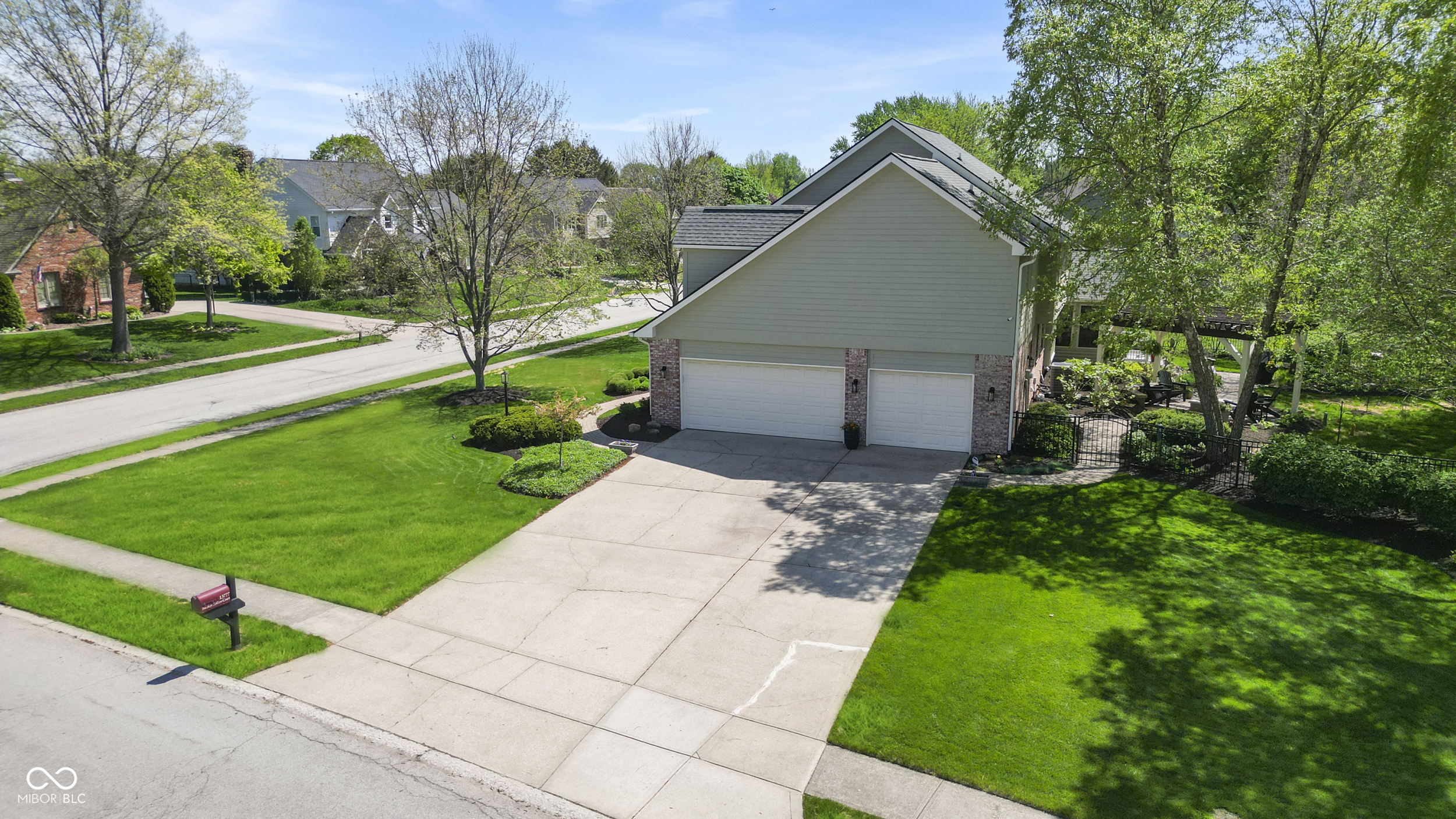 13777 Smokey Hollow Court