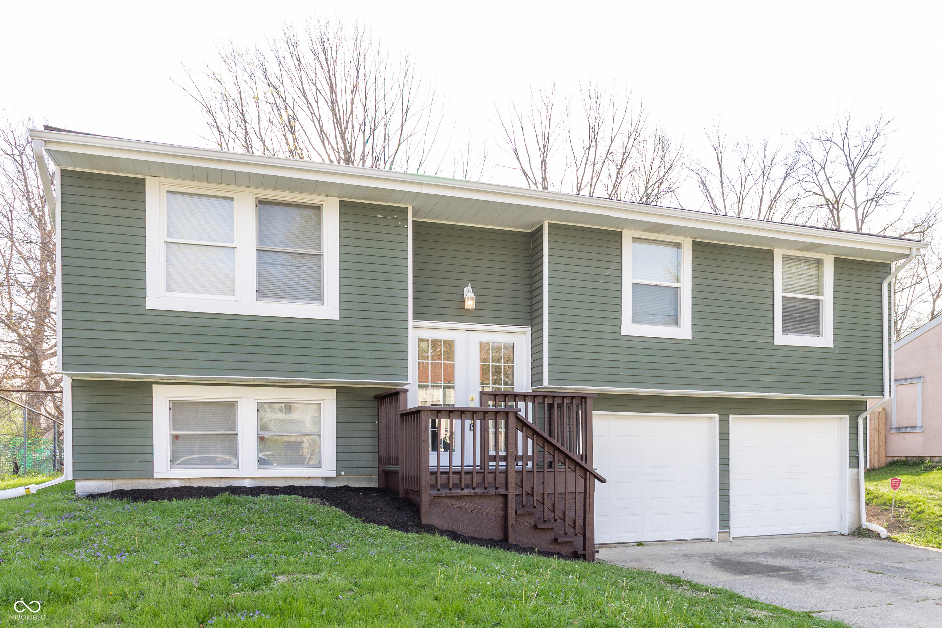 2903 Rouark Circle