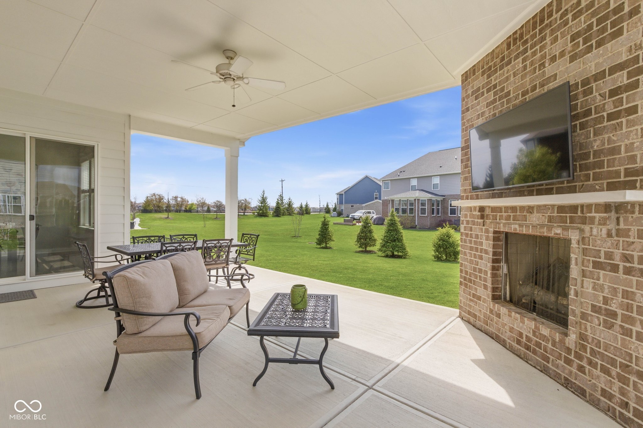 14893 Edgebrook Drive