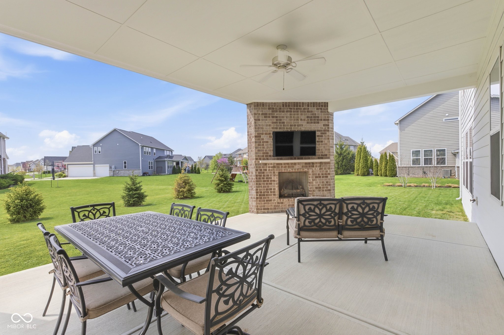 14893 Edgebrook Drive