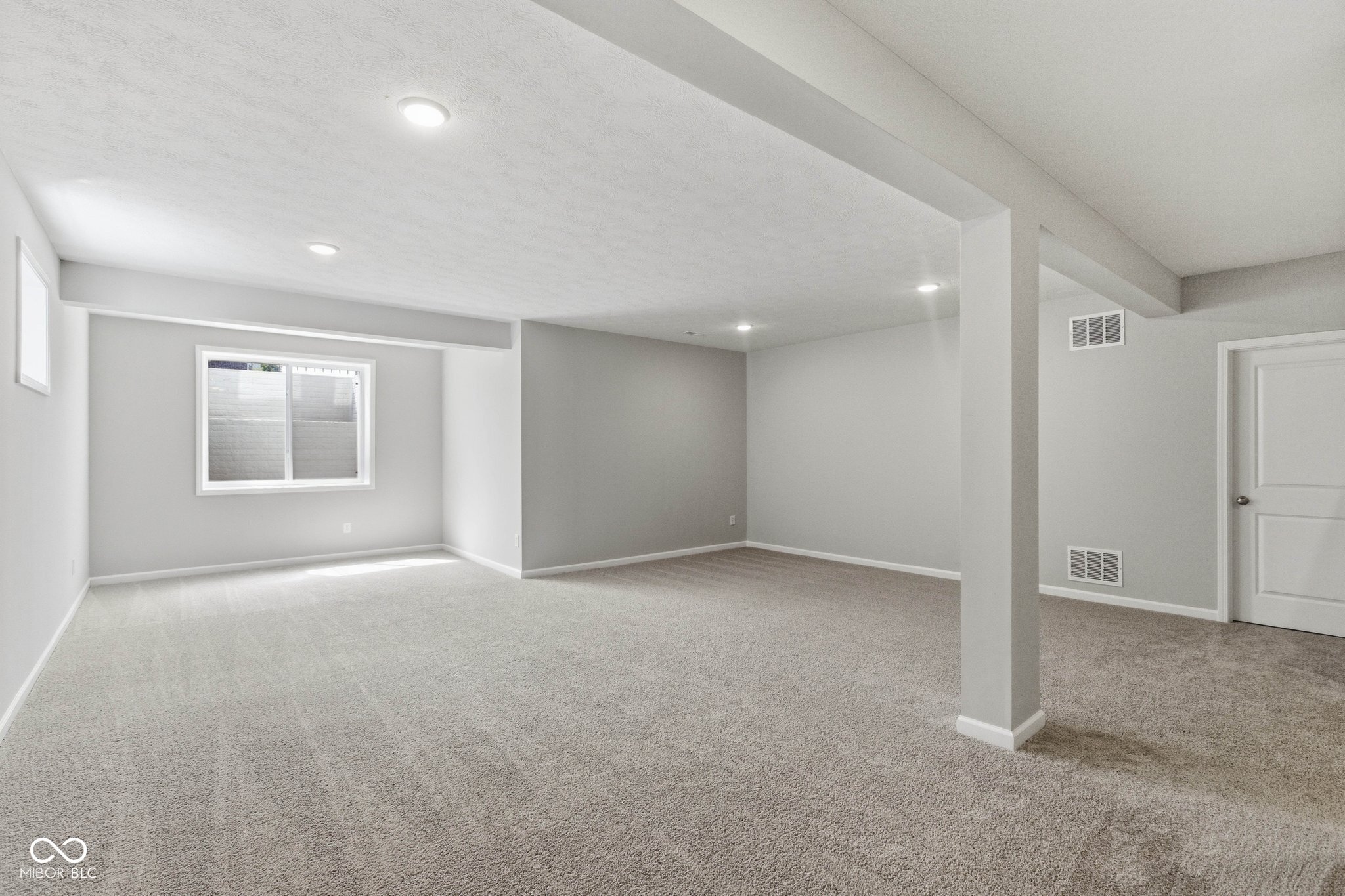 14893 Edgebrook Drive