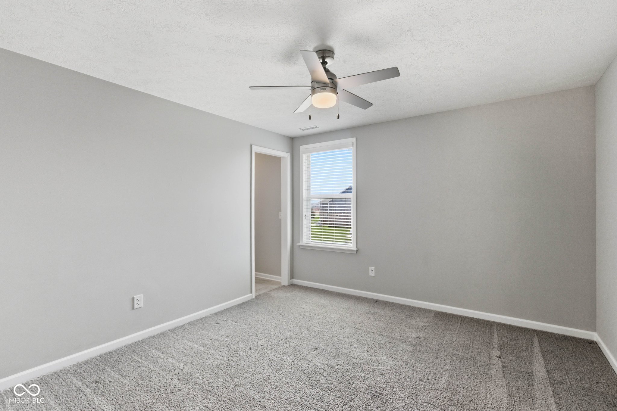 14893 Edgebrook Drive