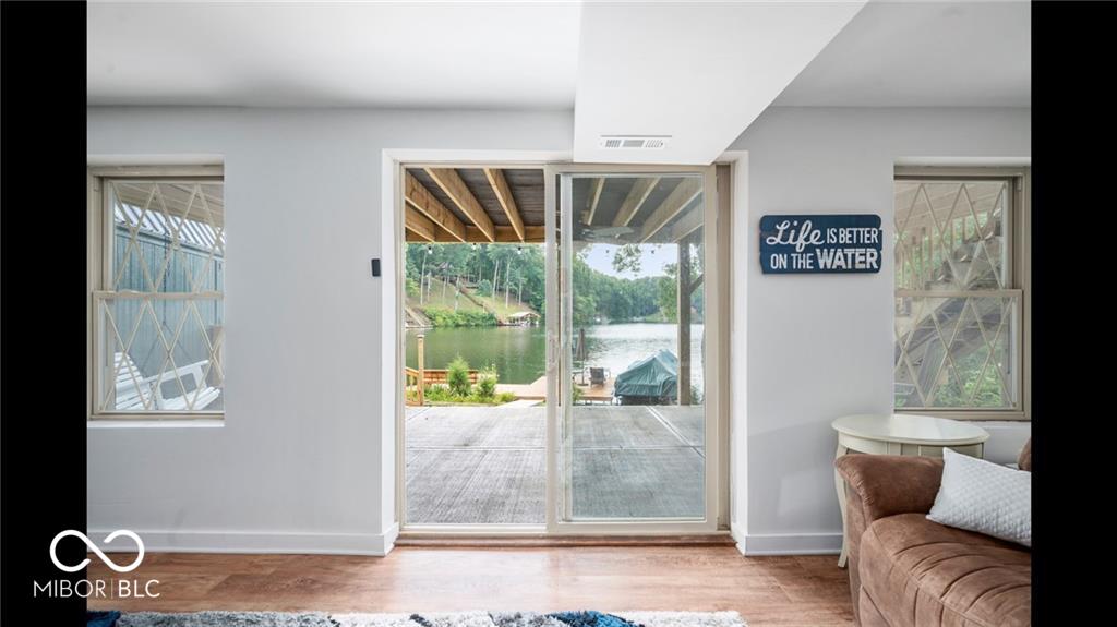 253 W Warford Drive