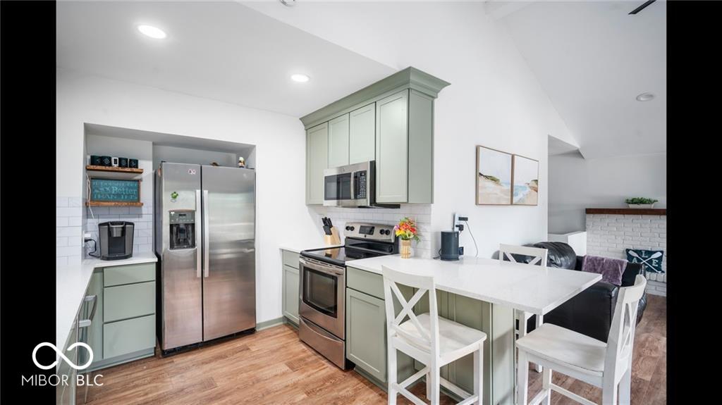 253 W Warford Drive