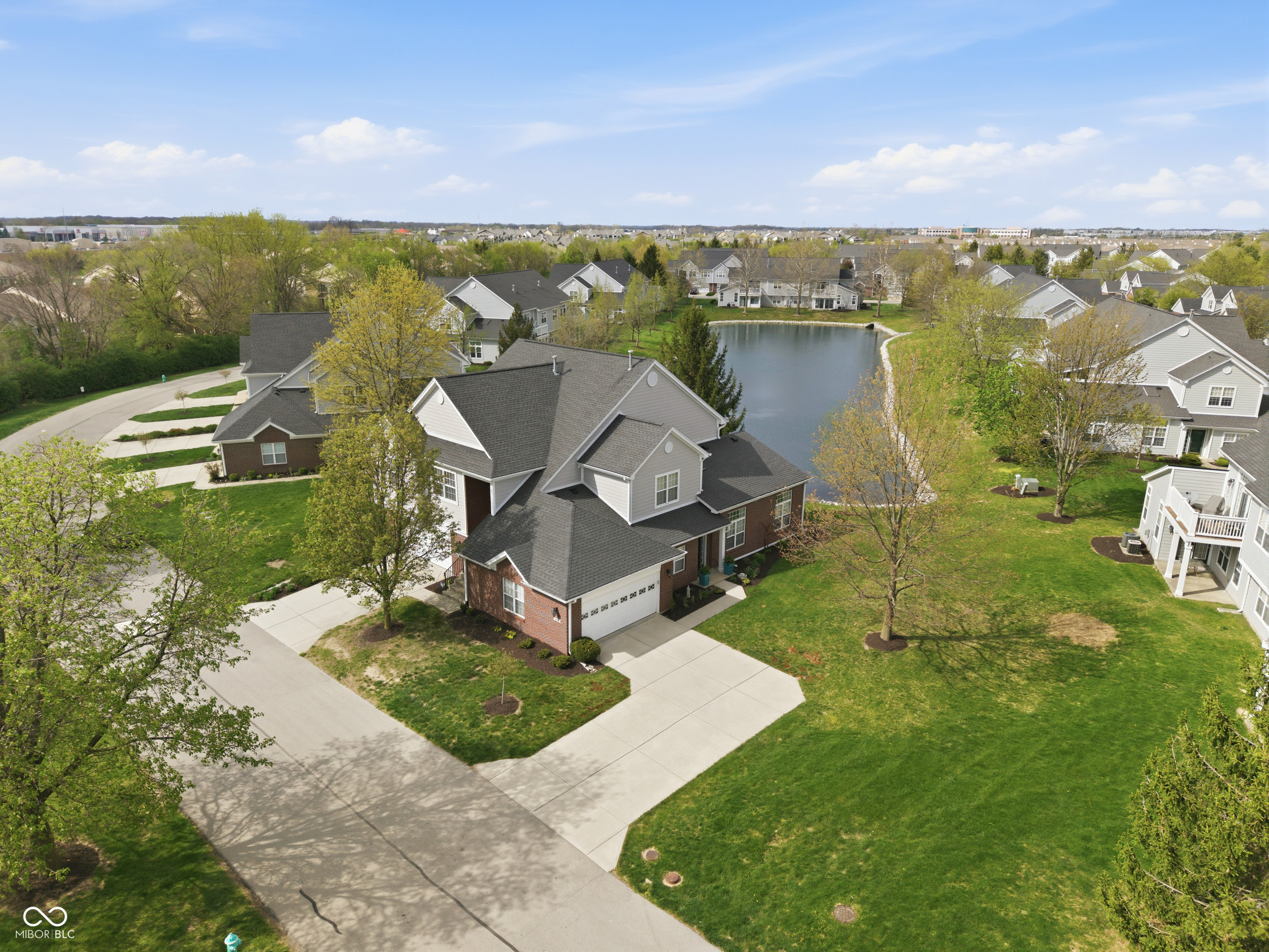 9550 Fireside Lane