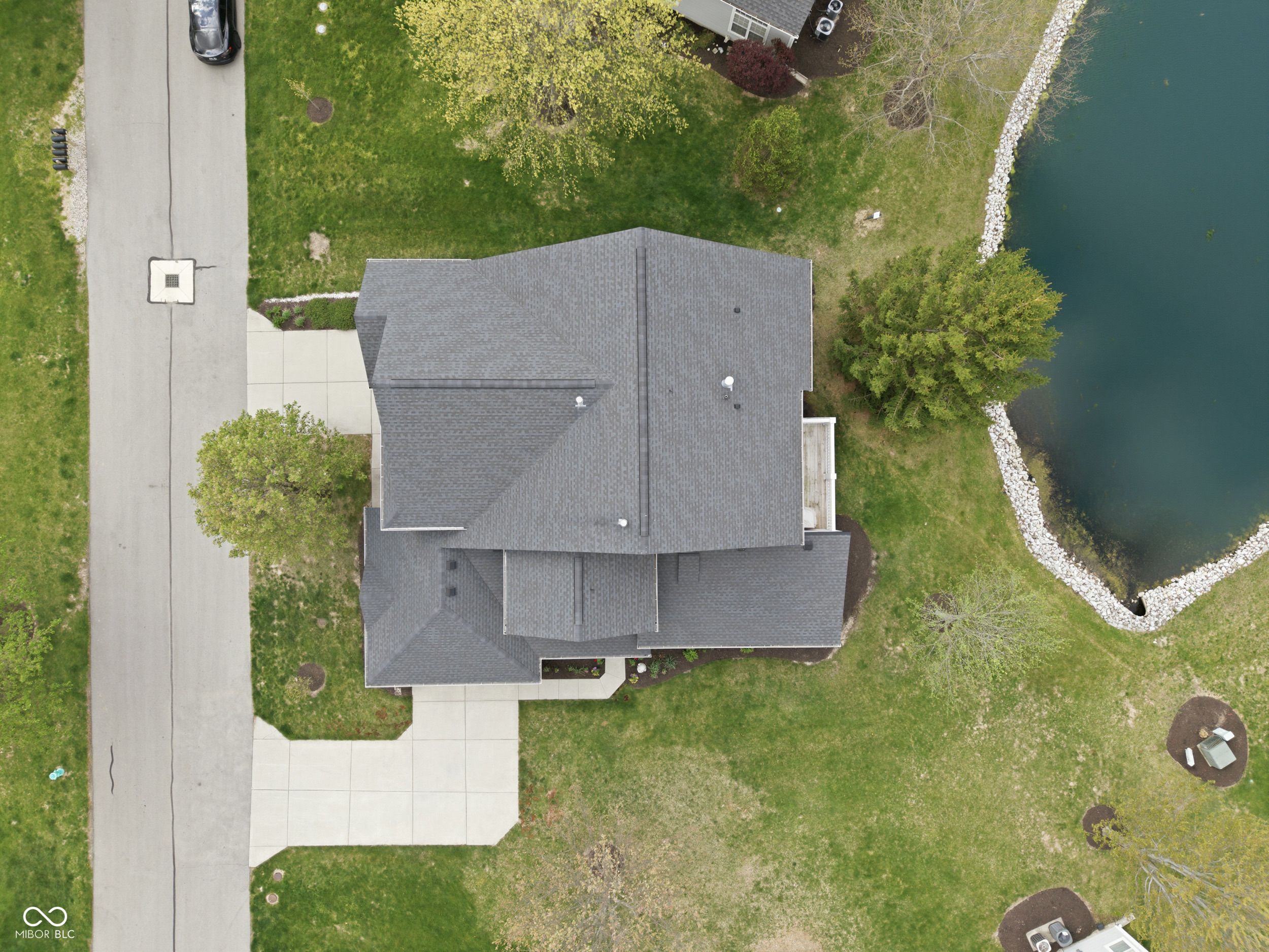 9550 Fireside Lane