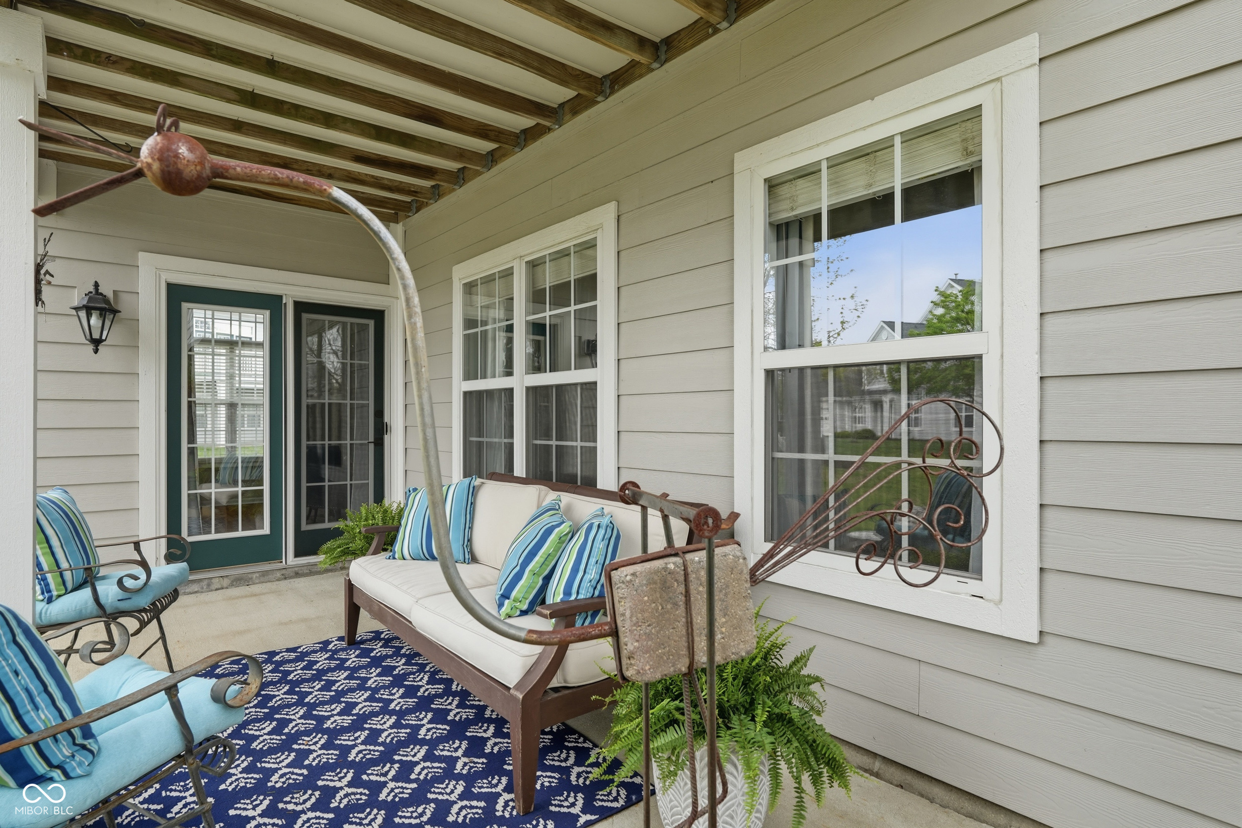 9550 Fireside Lane