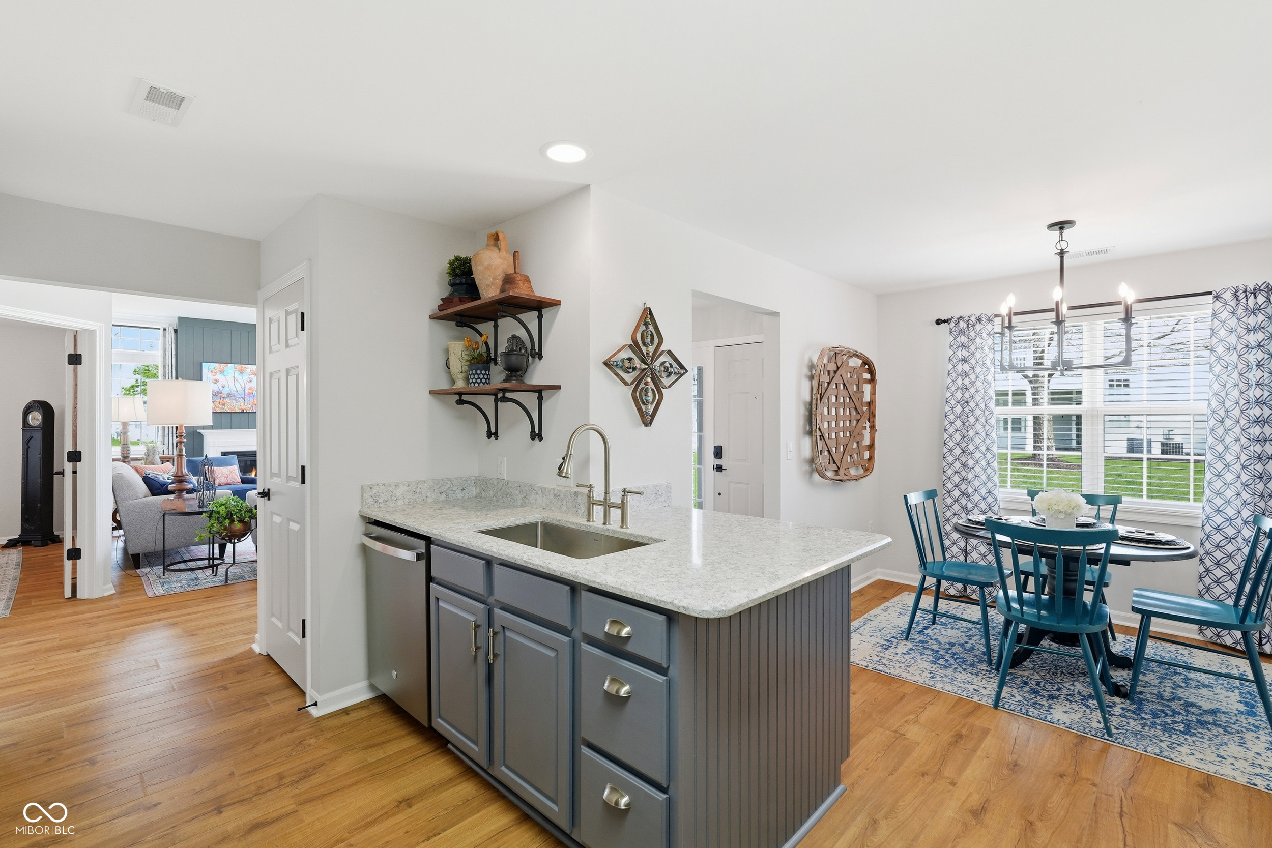 9550 Fireside Lane