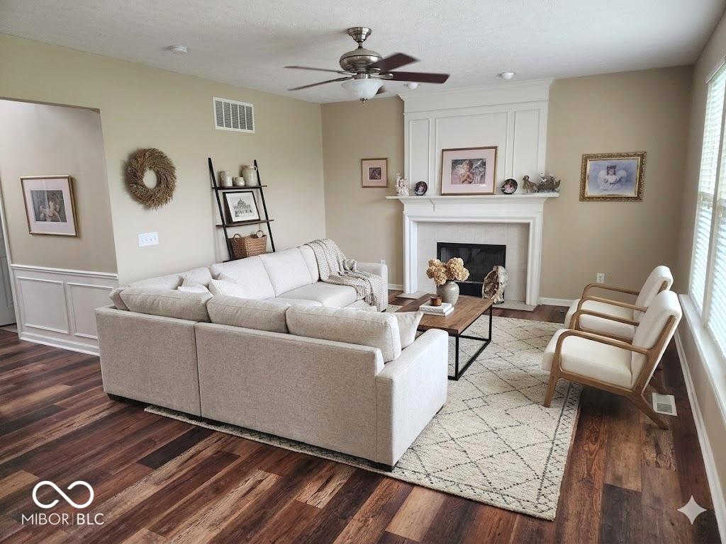 16708 Colfax Lane