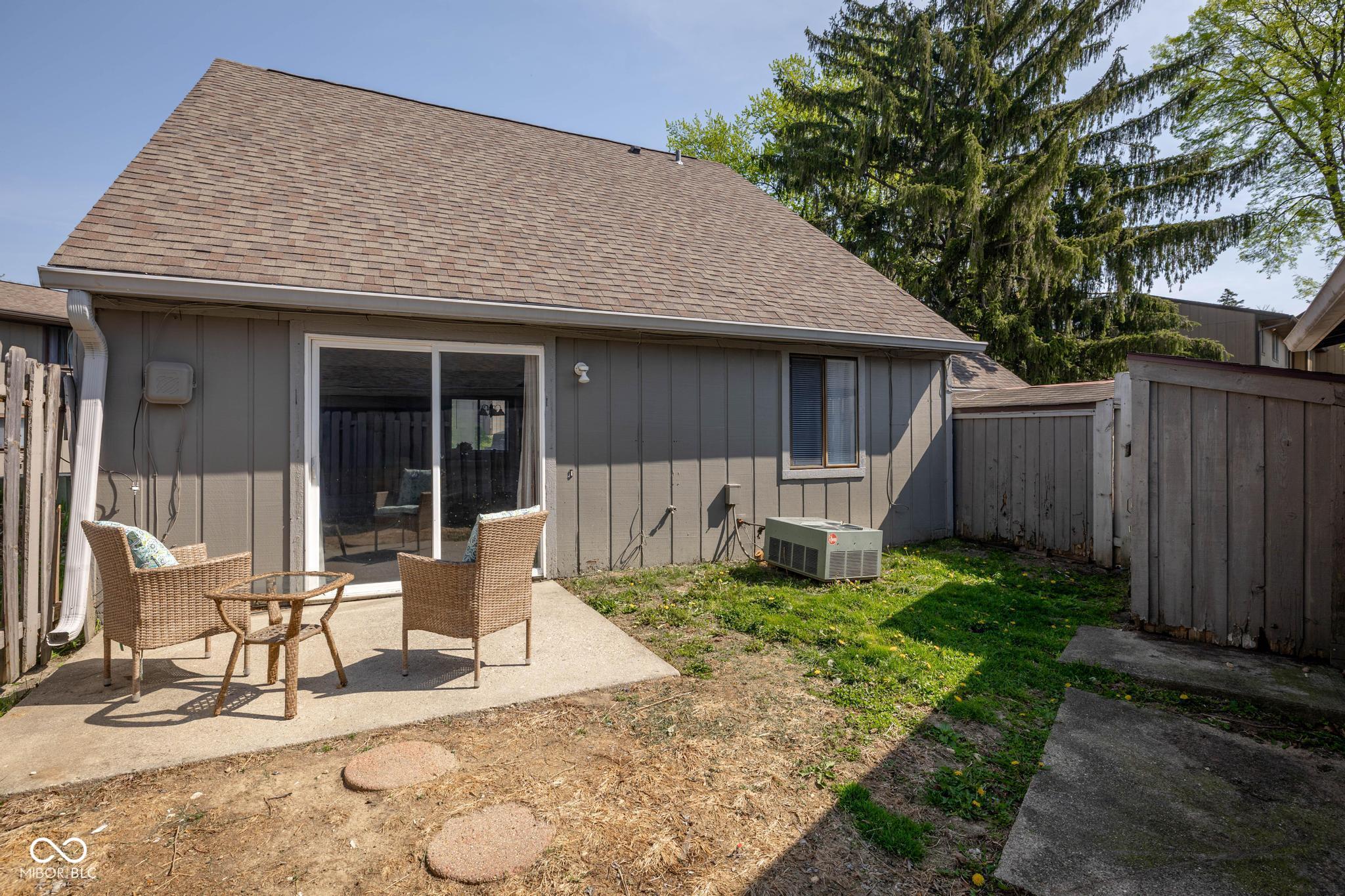 7945 Benjamin Drive Unit: 19