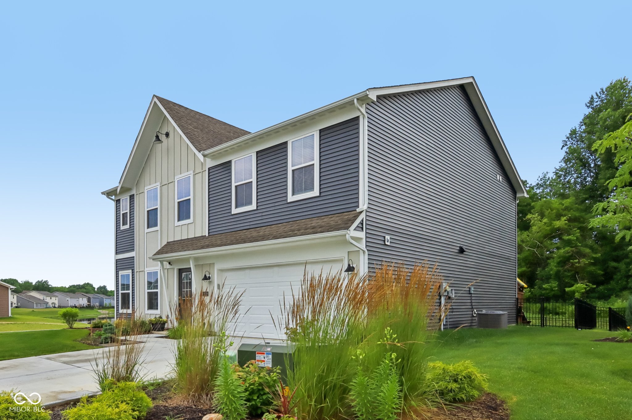 1022 Cyprian Way