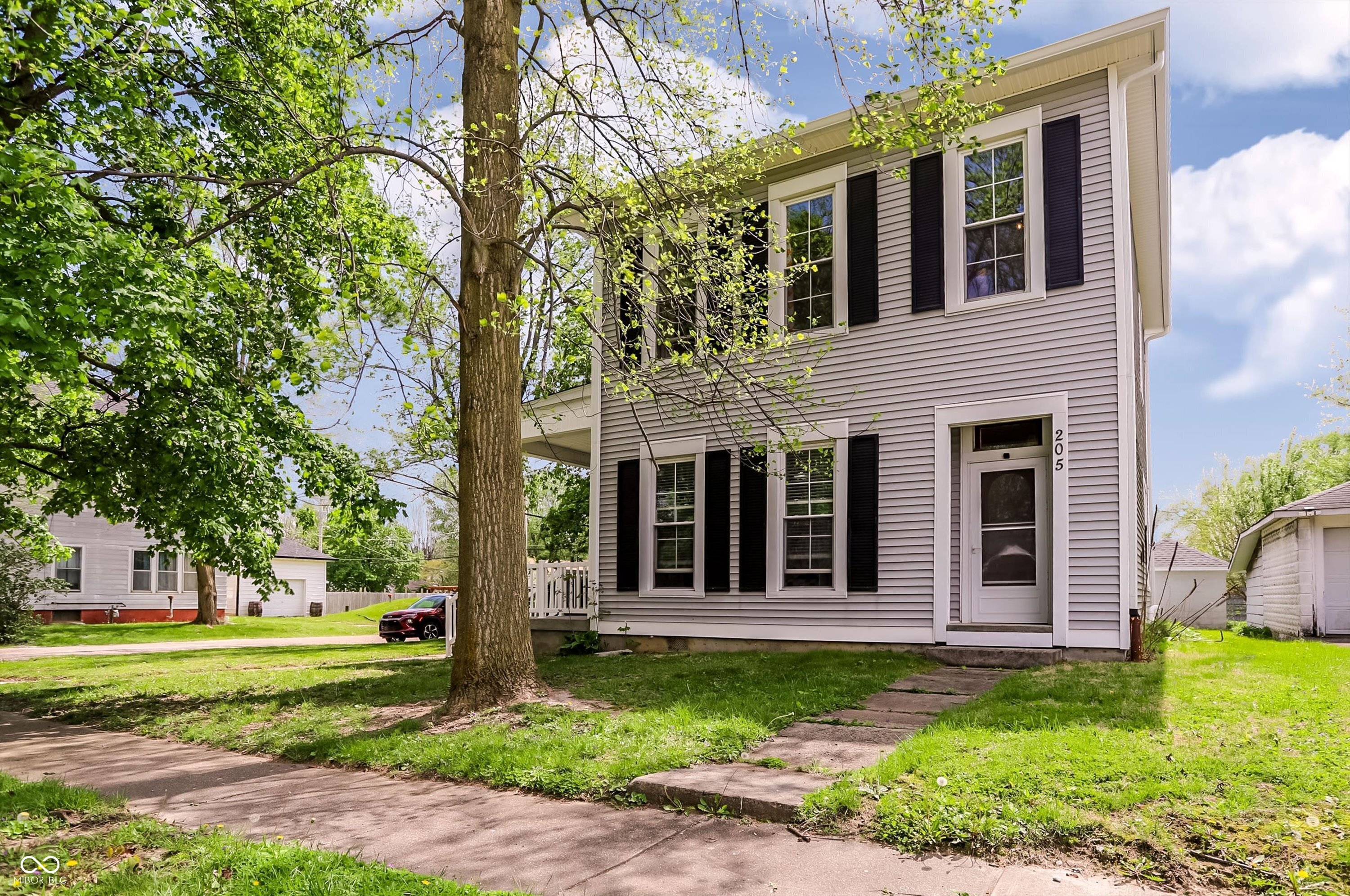 205 W Main Street