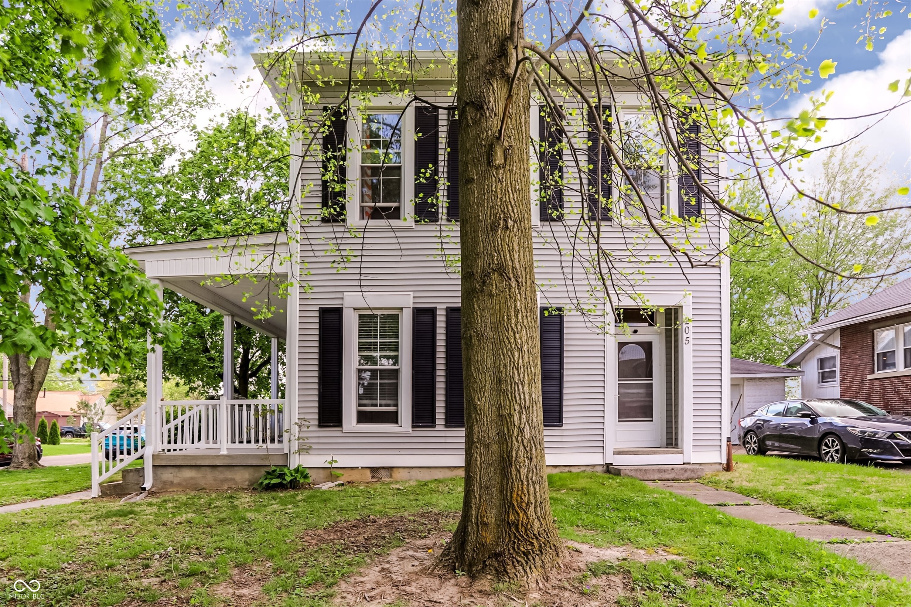 205 W Main Street