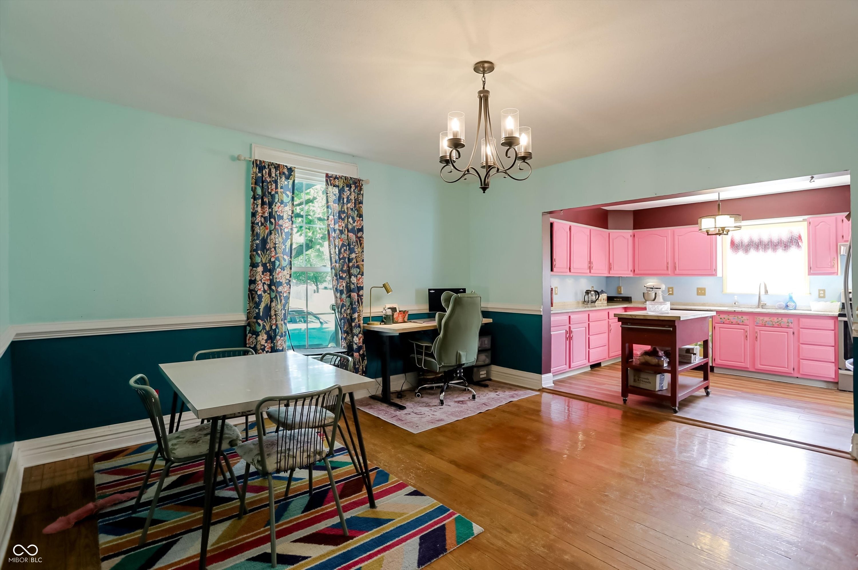 205 W Main Street