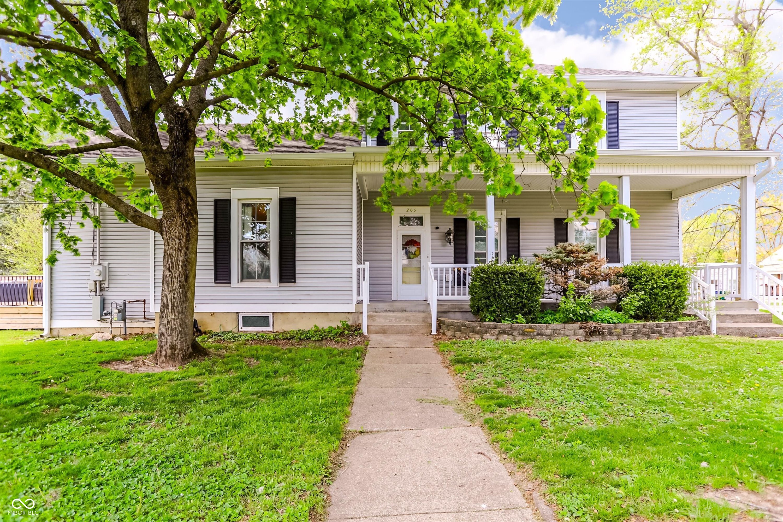 205 W Main Street