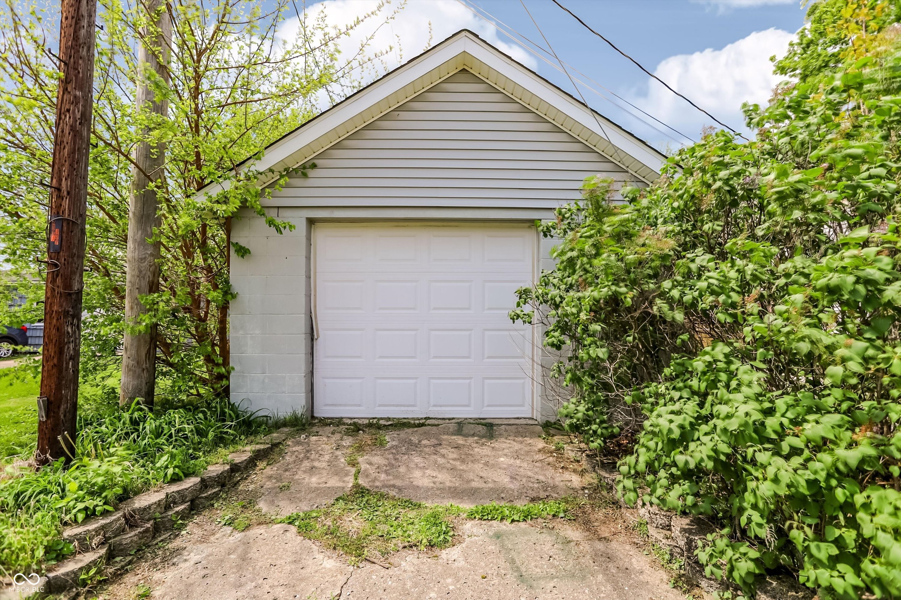205 W Main Street