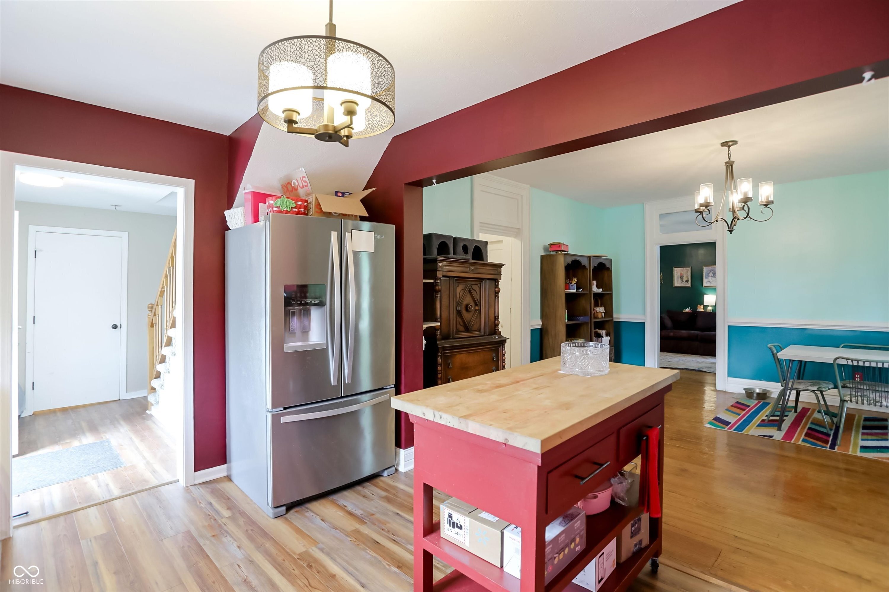 205 W Main Street