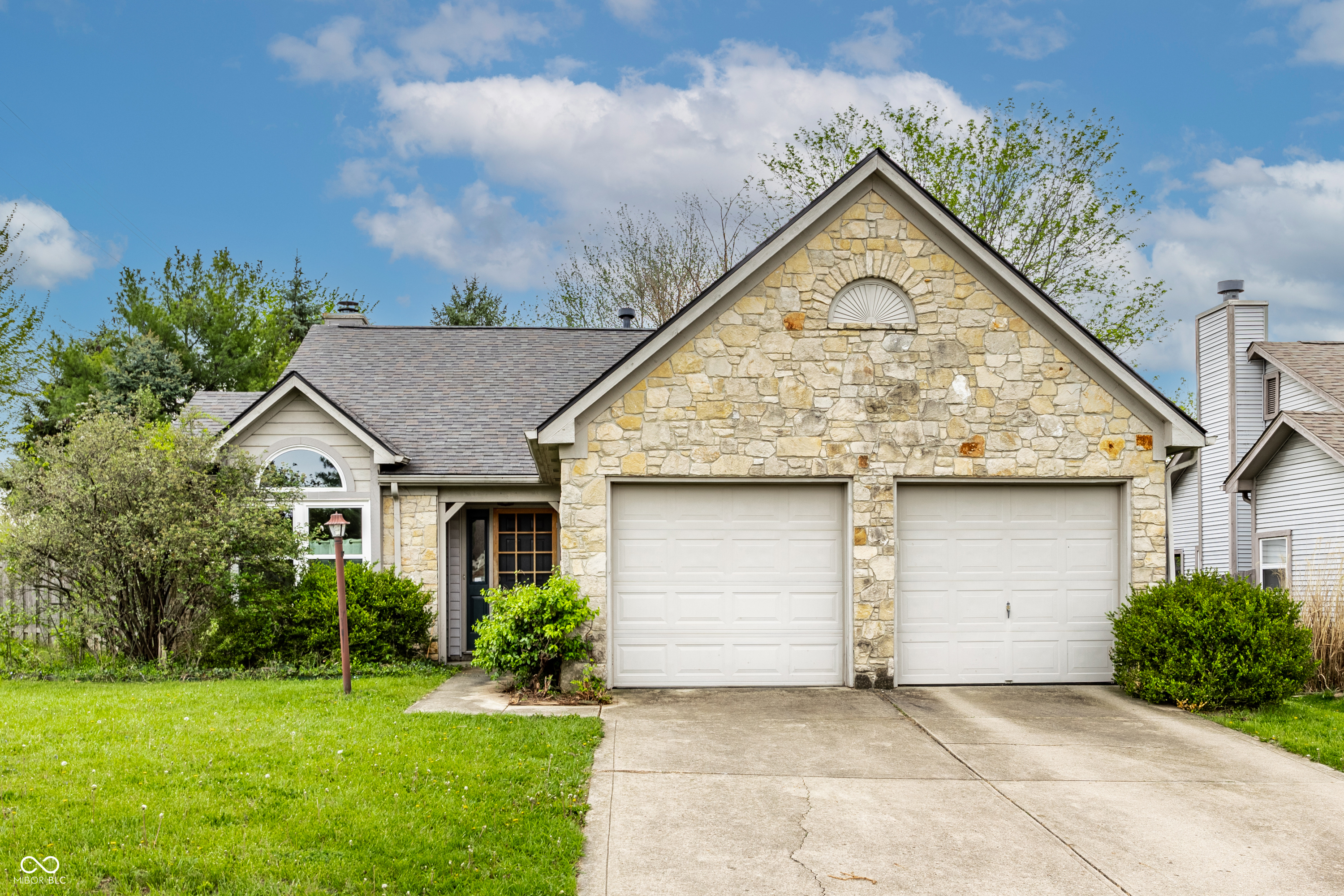 3239 Village Park North Drive