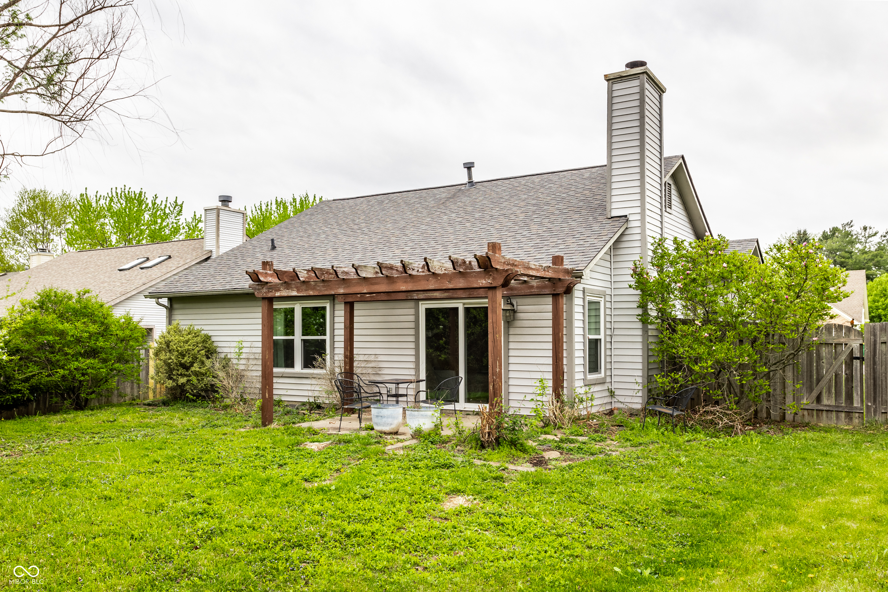 3239 Village Park North Drive