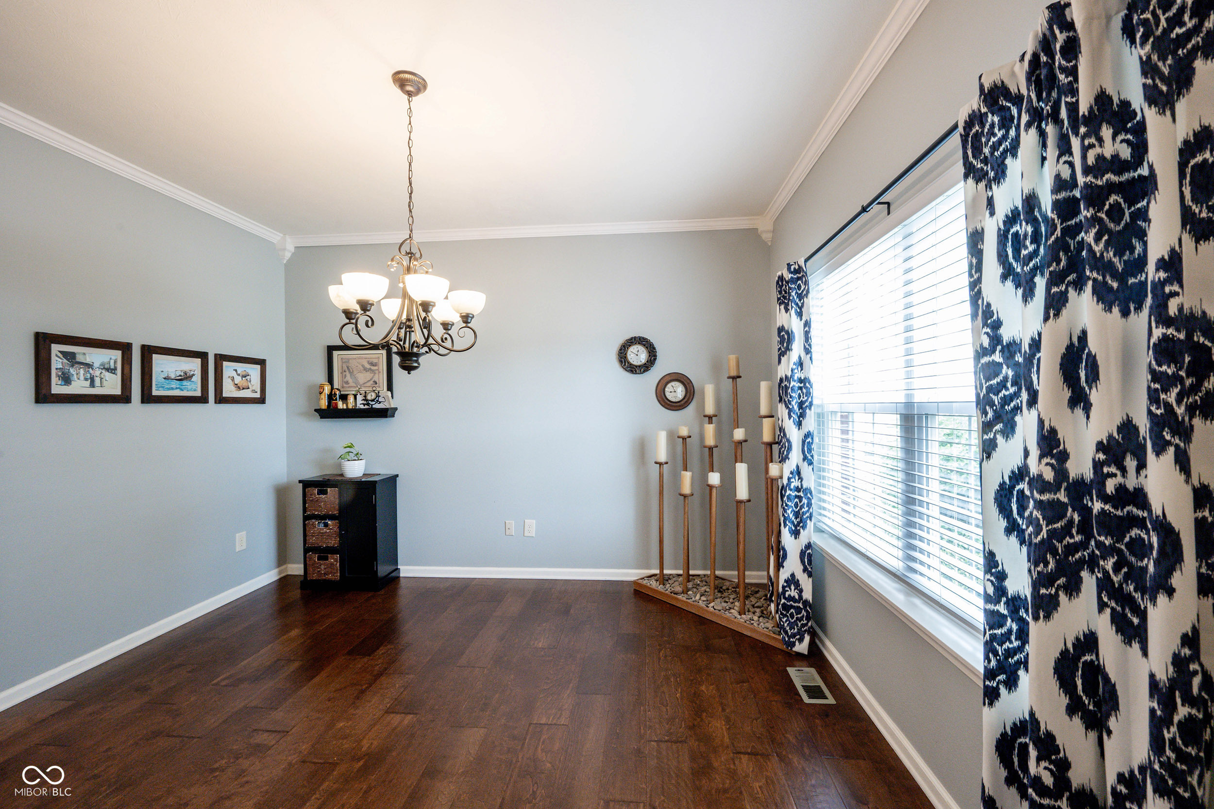 11125 Long Lake Lane