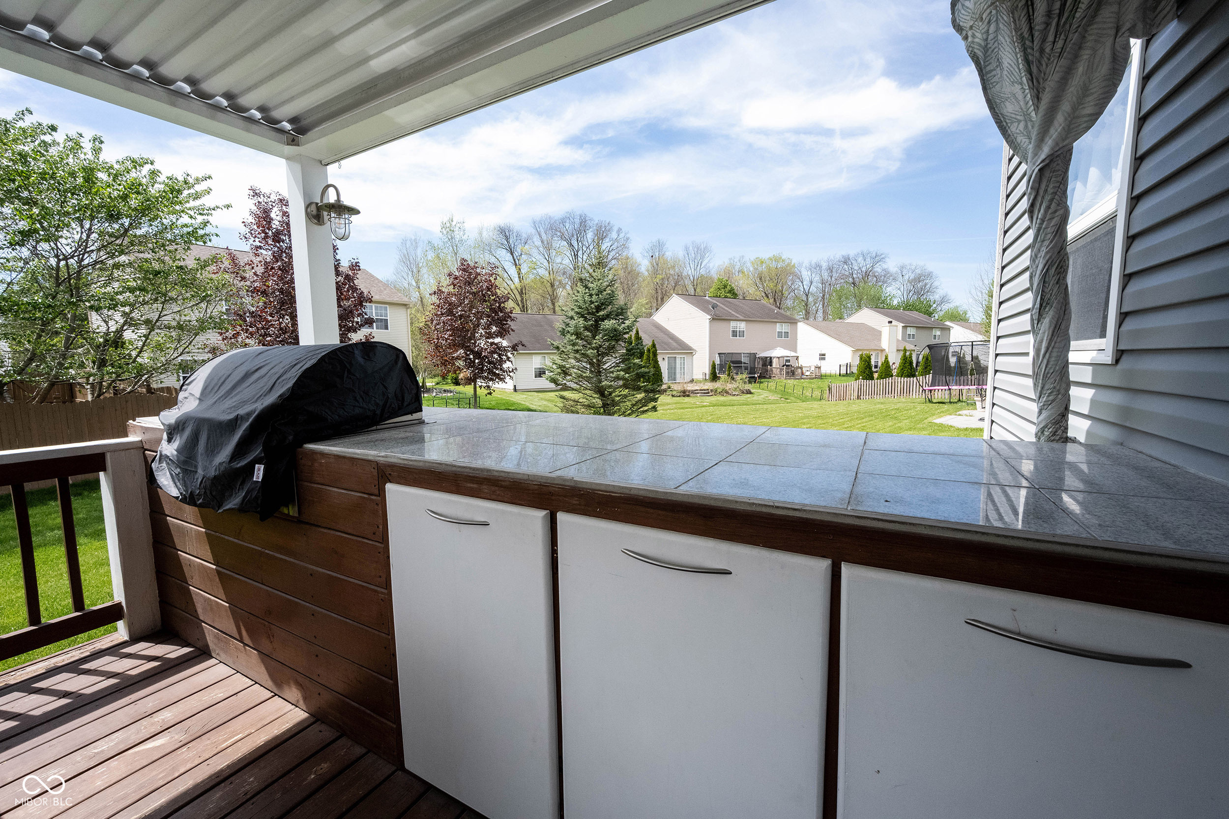 11125 Long Lake Lane