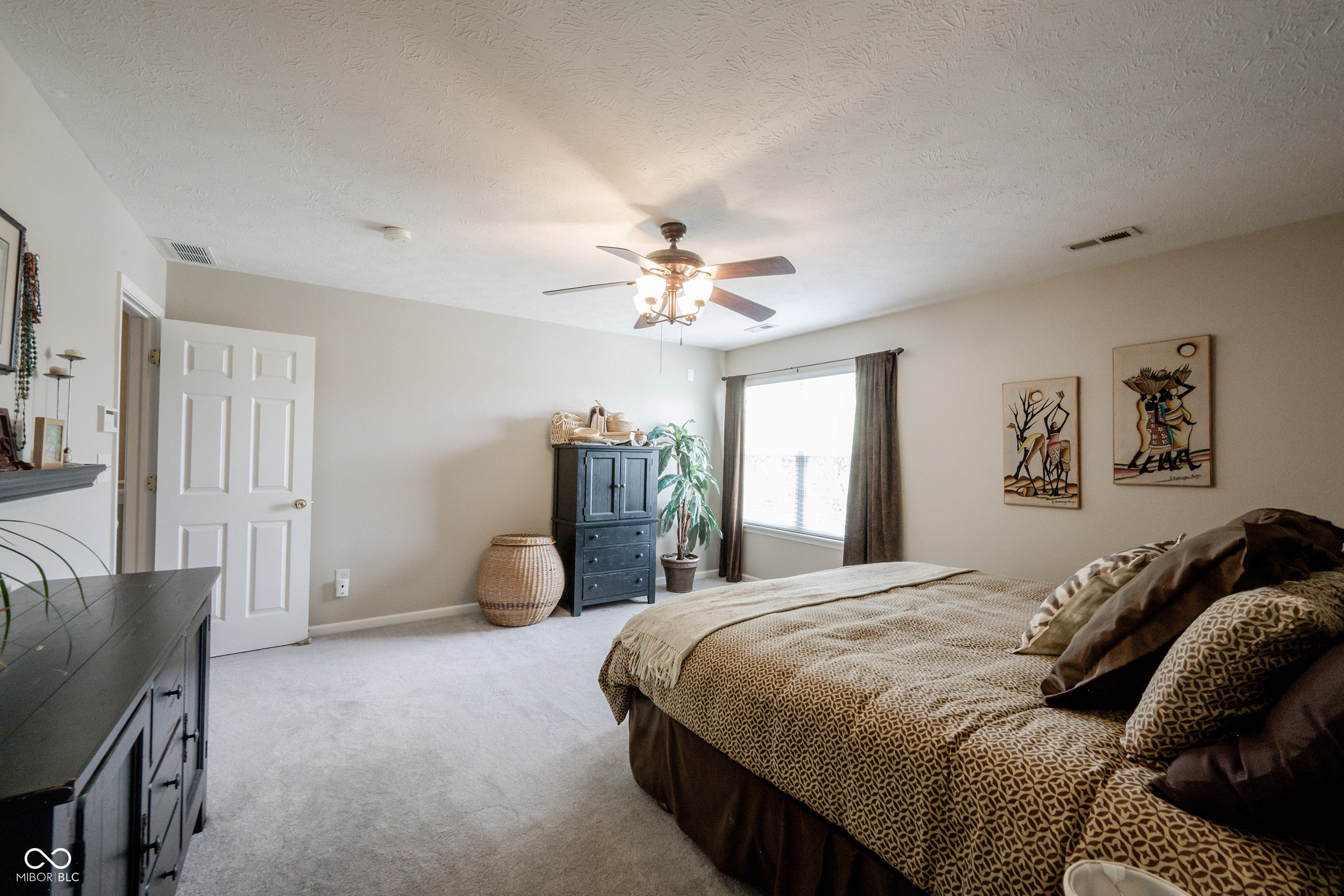 11125 Long Lake Lane