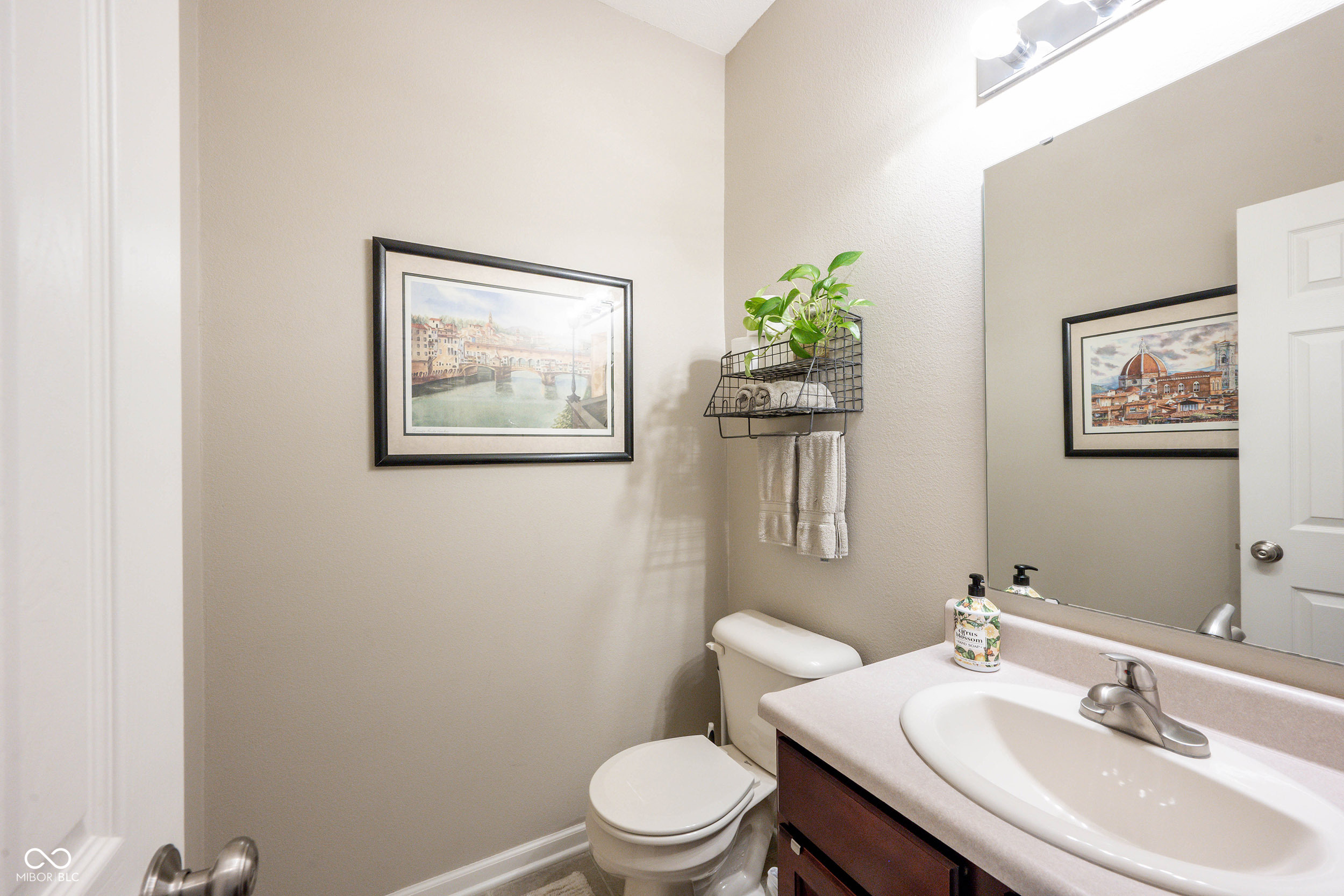 11125 Long Lake Lane