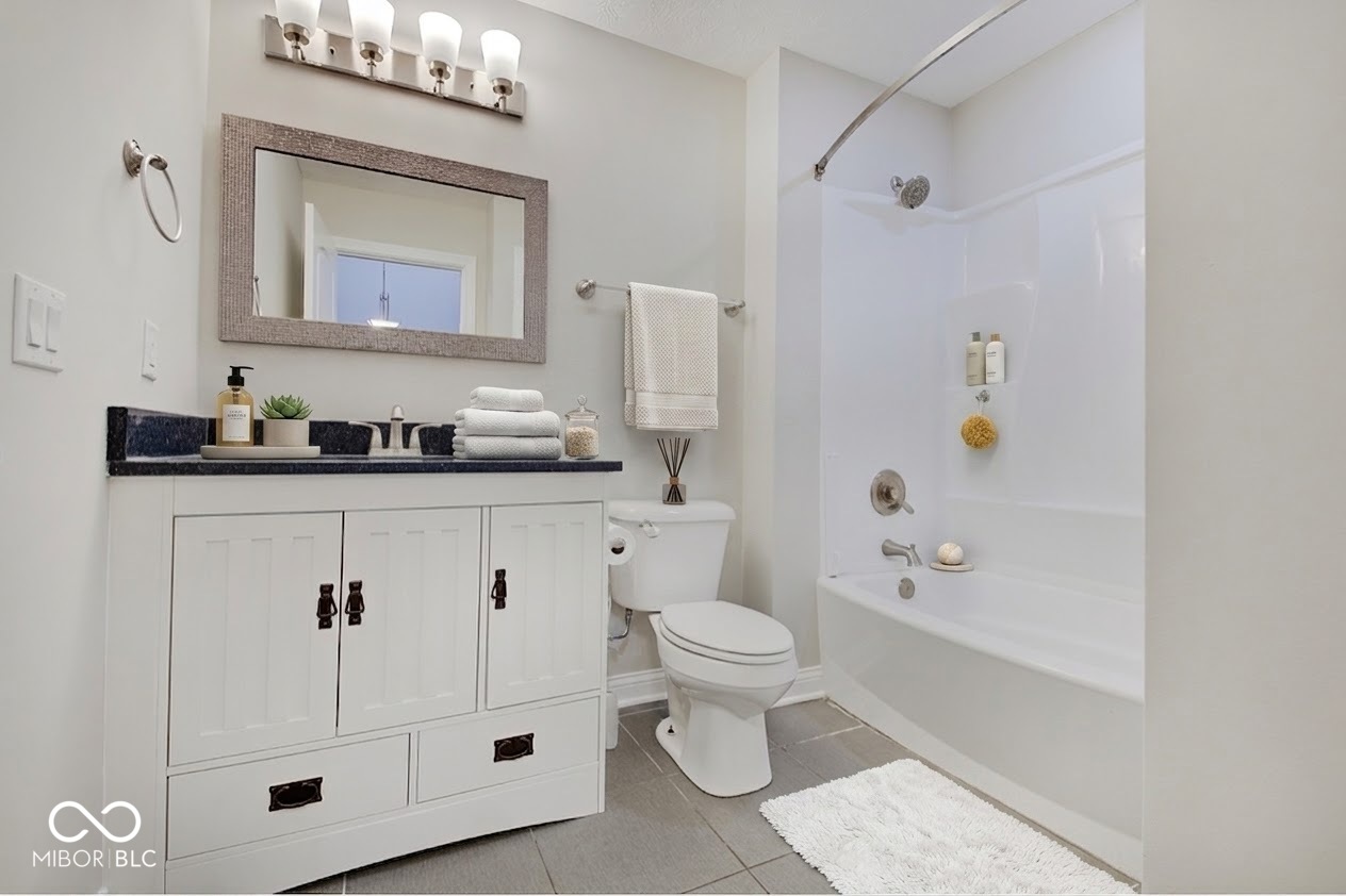9733 Windy Lane Unit: 103