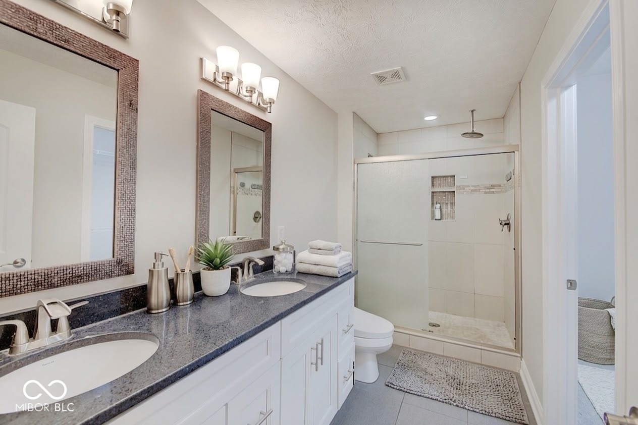 9733 Windy Lane Unit: 103