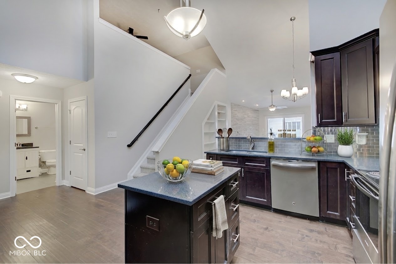 9733 Windy Lane Unit: 103