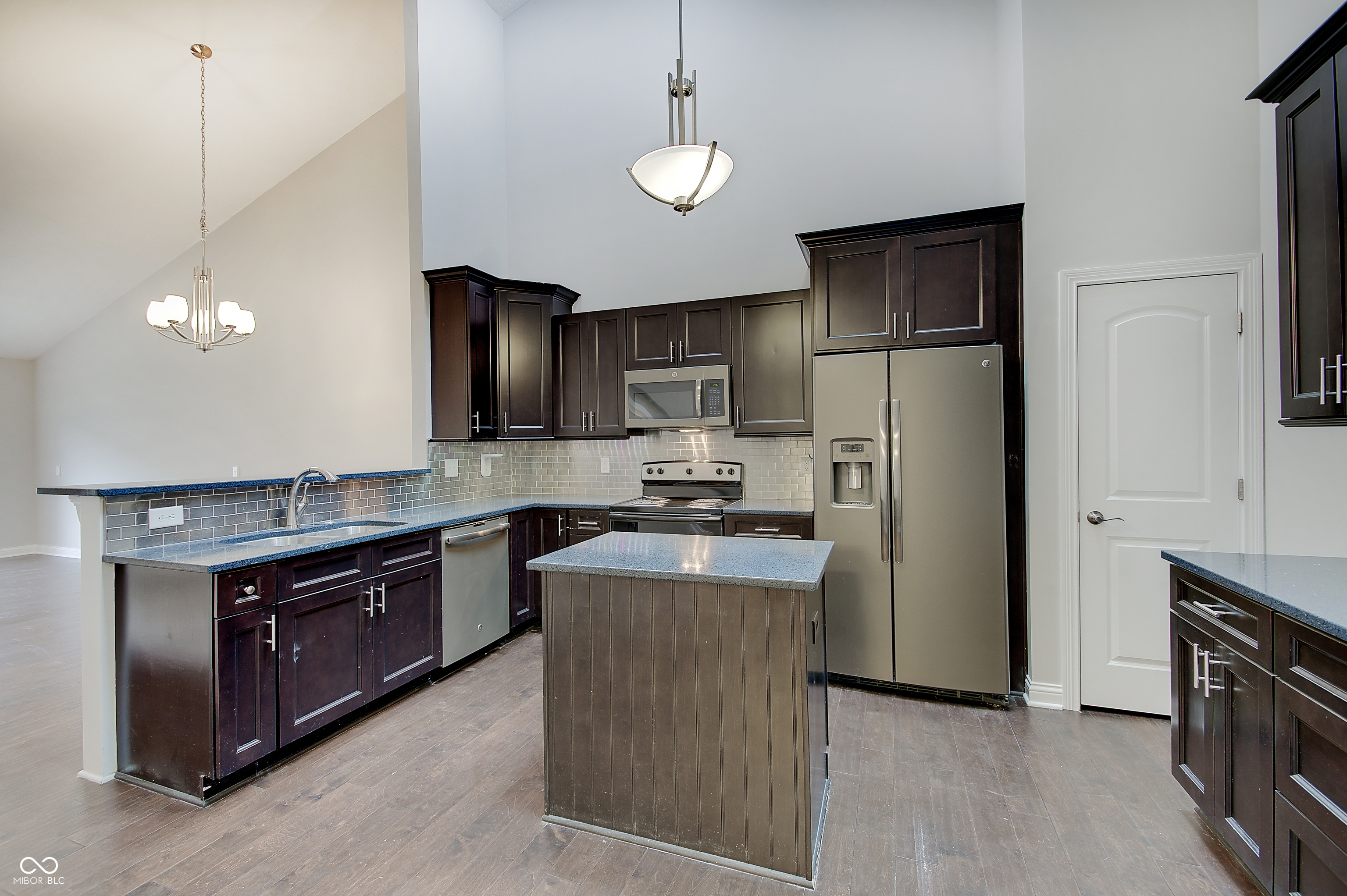 9733 Windy Lane Unit: 103
